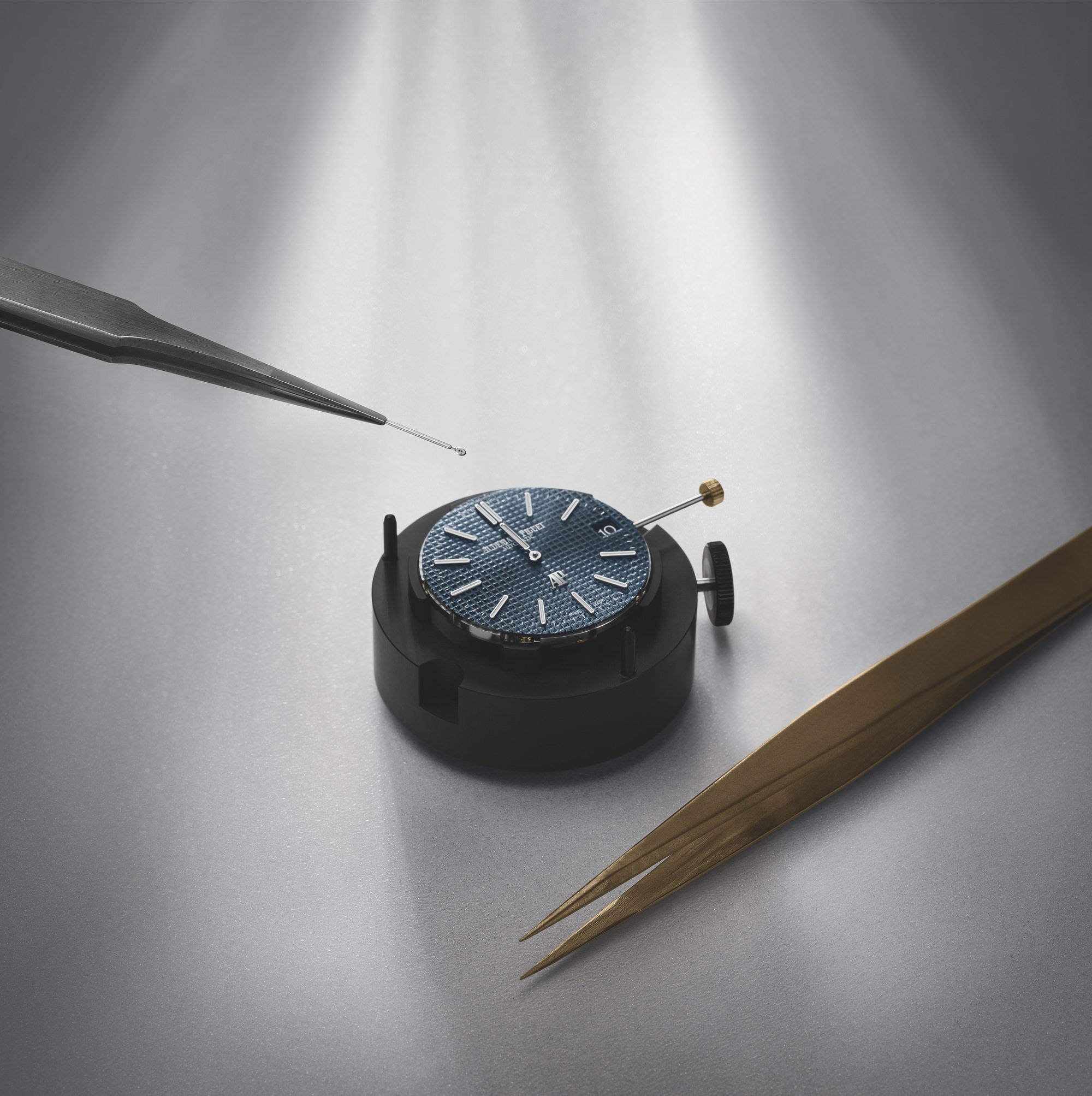 Audemars Piguet Royal Oak Jumbo Extra-Thin 16202ST.OO.1240ST.02 Replica 2