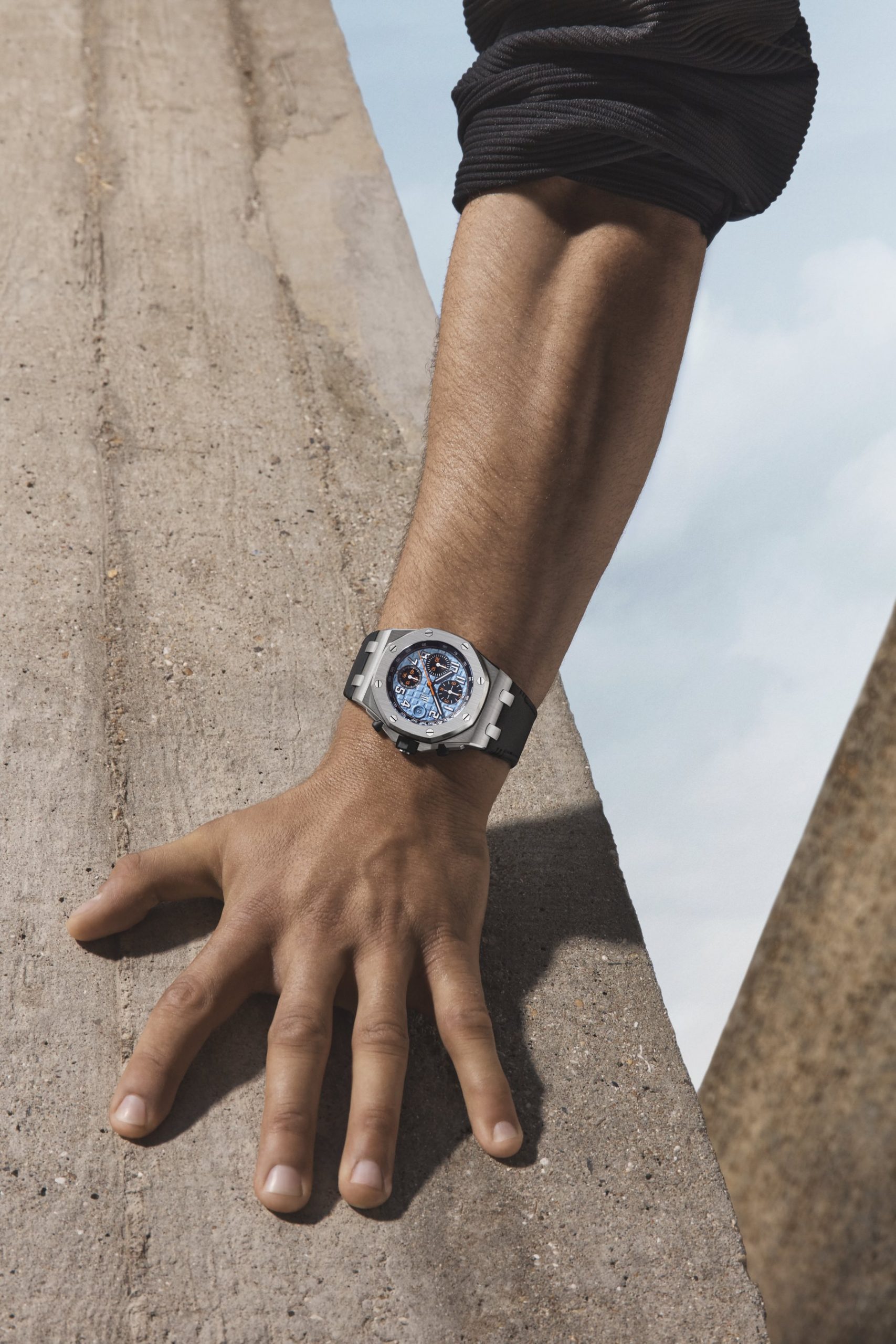 IMG_9085 Audemars Piguet Royal Oak Offshore Selfwinding Chronograph 26238ST.OO.A340CA.01 Replica 2