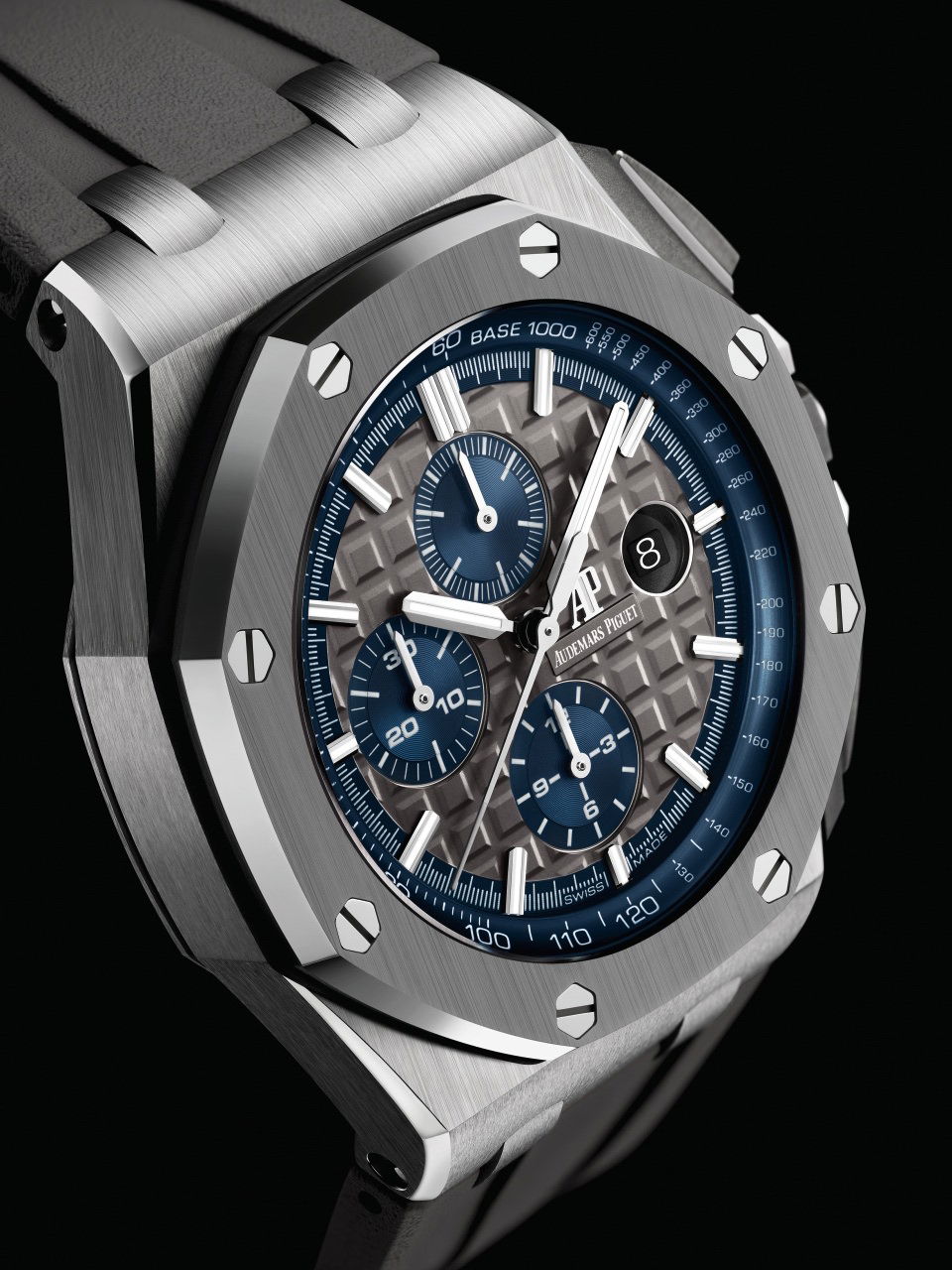 IMG_9085 Audemars Piguet Royal Oak Offshore Selfwinding Chronograph 26400IO.OO.A004CA.02 Replica 2