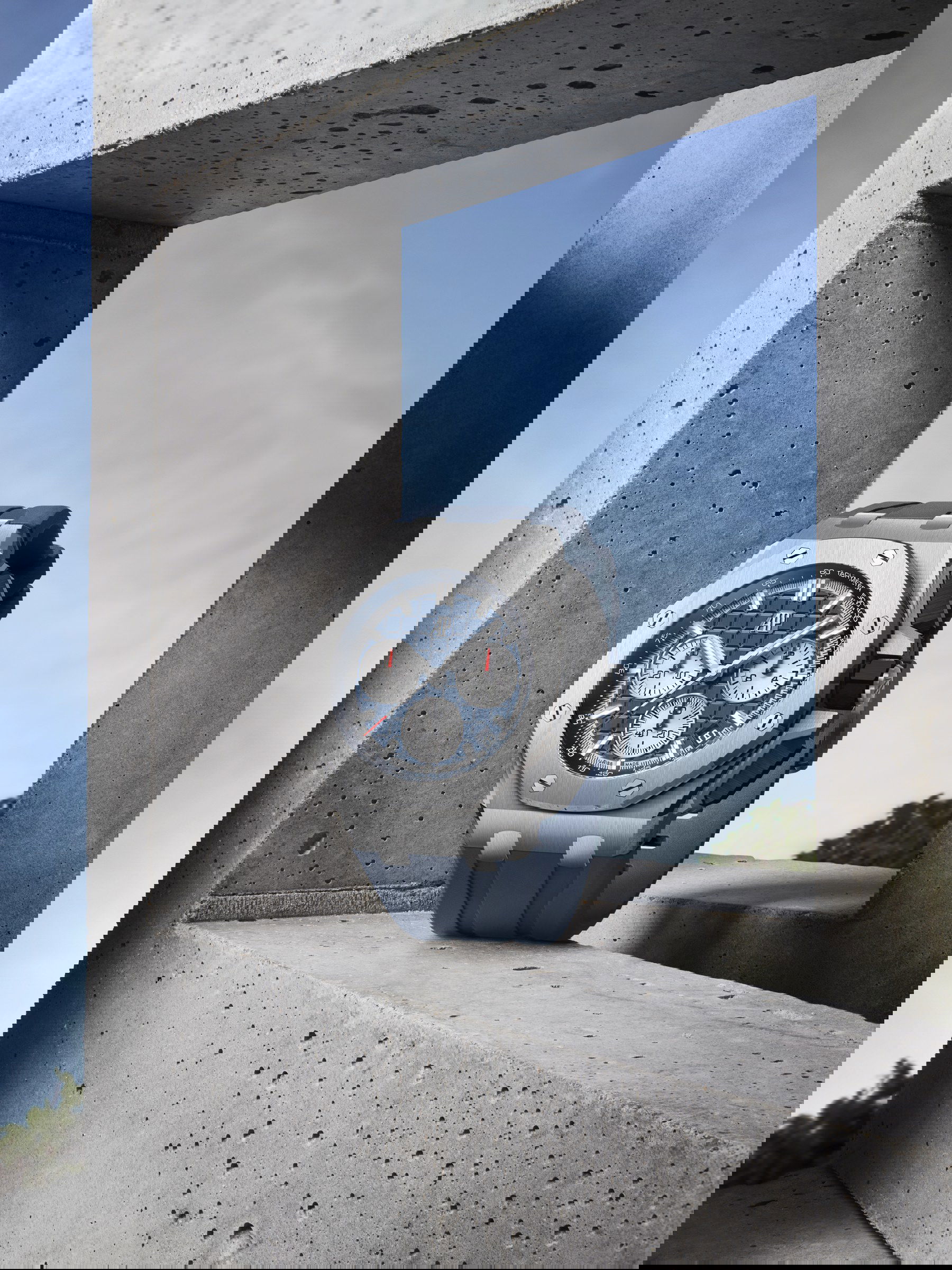 Audemars Piguet Royal Oak Offshore Selfwinding Chronograph 26420TI.OO.A027CA.01 Replica 2