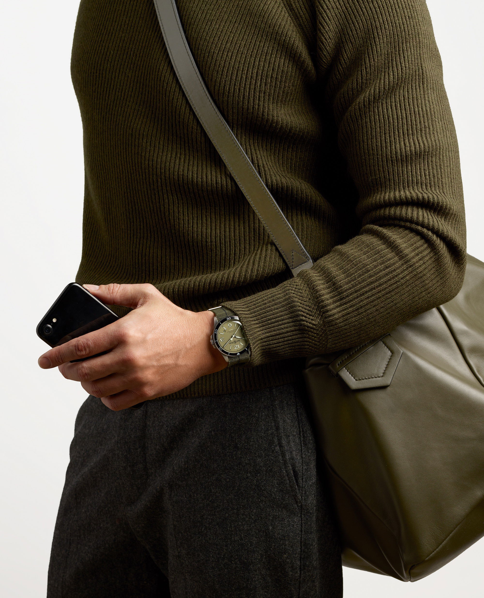 IMG_9085 Bell & Ross BR V2-92 Military Green BRV292-MKA-ST/SF Replica 2