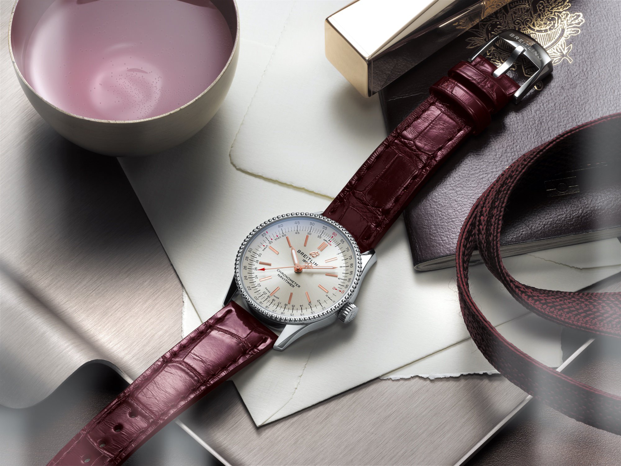 IMG_9085 Breitling Navitimer Automatic 35 A17395F41G1P1 Replica 2