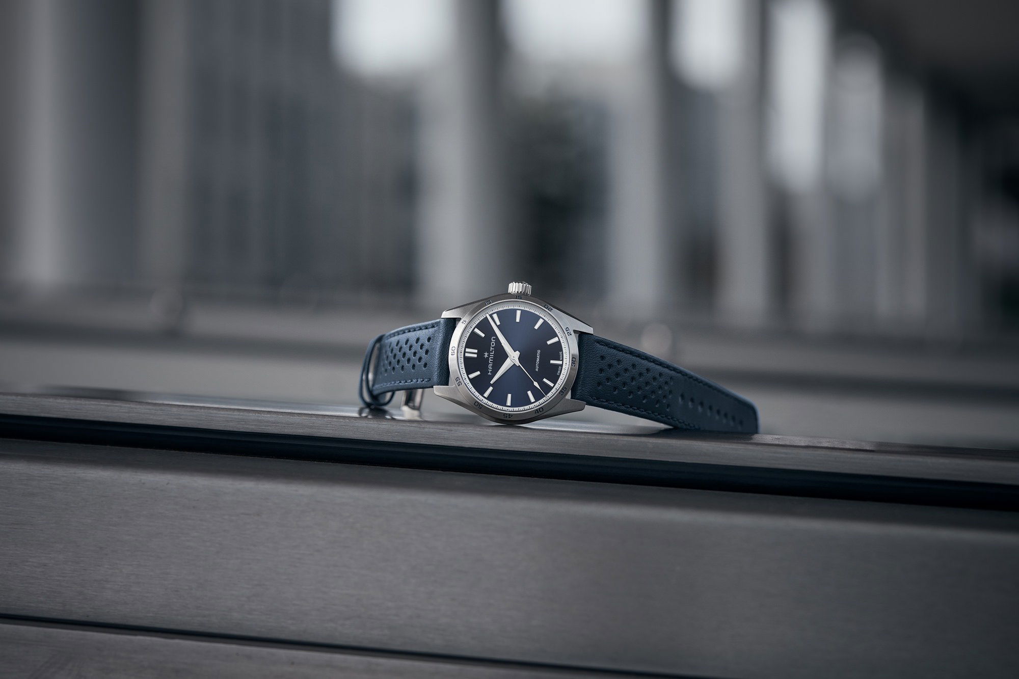 IMG_9085 Hamilton Jazzmaster Performer Automatic 38mm H36215640 Replica 2