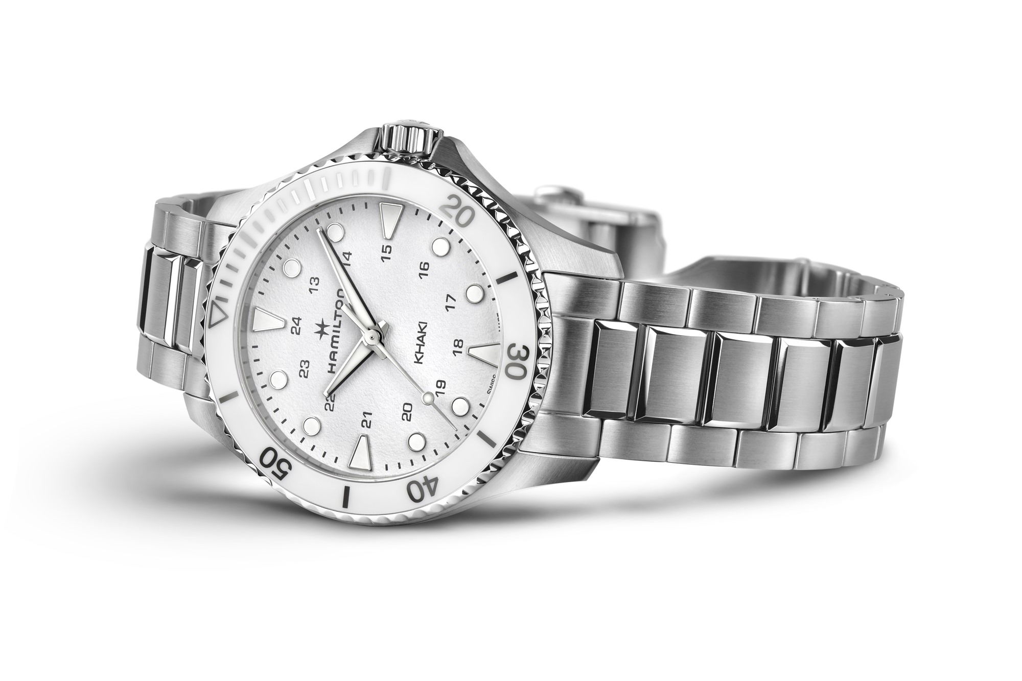 IMG_9085 Hamilton Khaki Navy Scuba H82221110 Replica 2