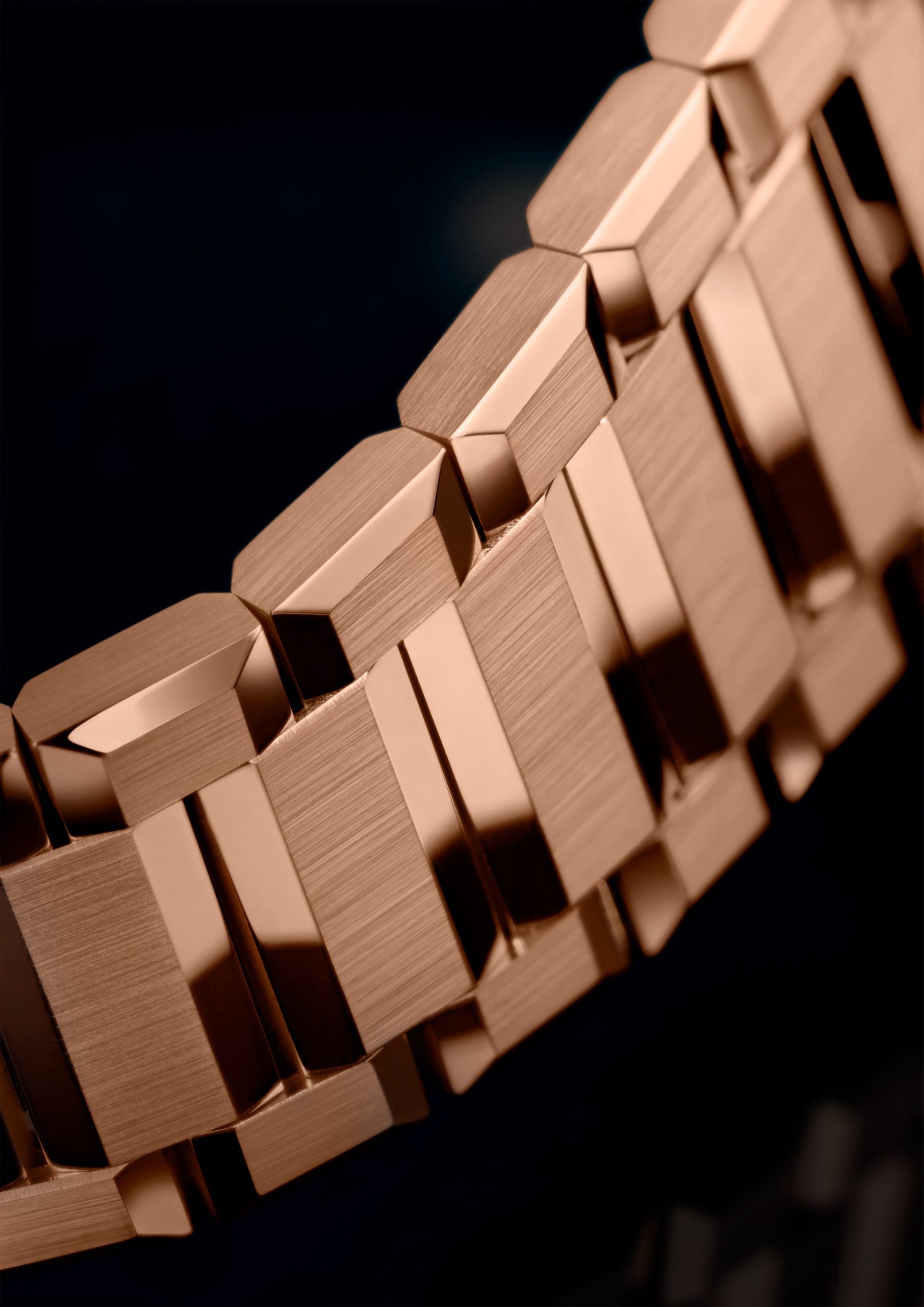 Hublot Big Bang Integrated Time Only King Gold Blue 457.OX.7180.OX Replica 2