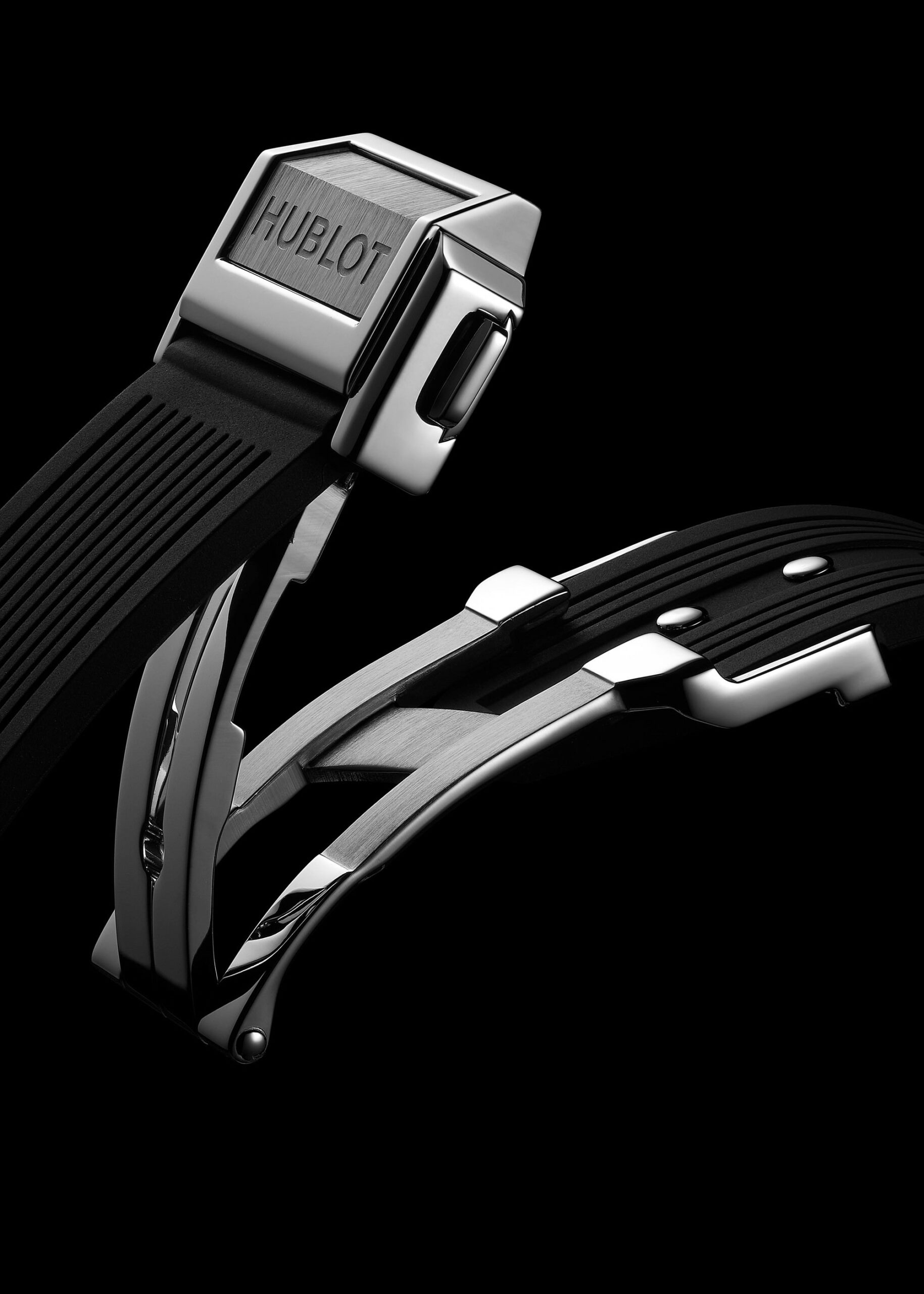 Hublot Big Bang One Click Sapphire Diamonds 465.JX.4902.RX.1204 Replica 2