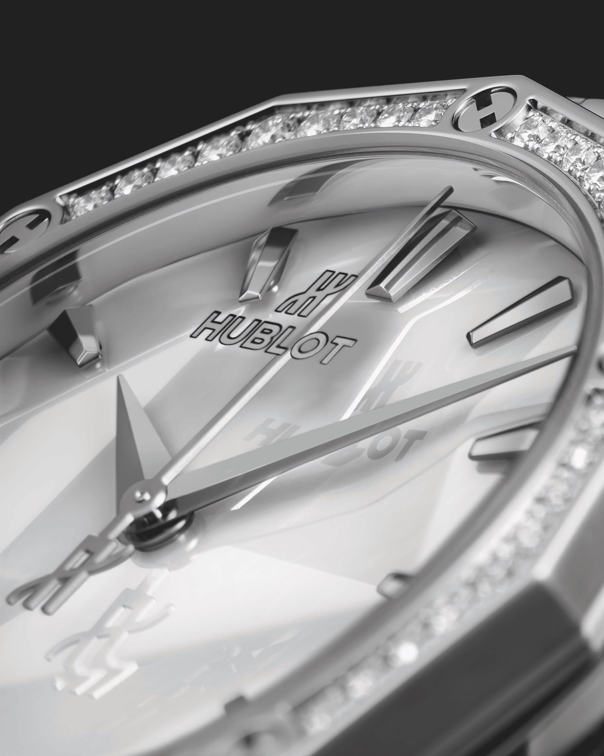 IMG_9085 Hublot Classic Fusion Orlinski Bracelet Alternative Pave 550.NS.2200.NS.3804.ORL22 Replica 2