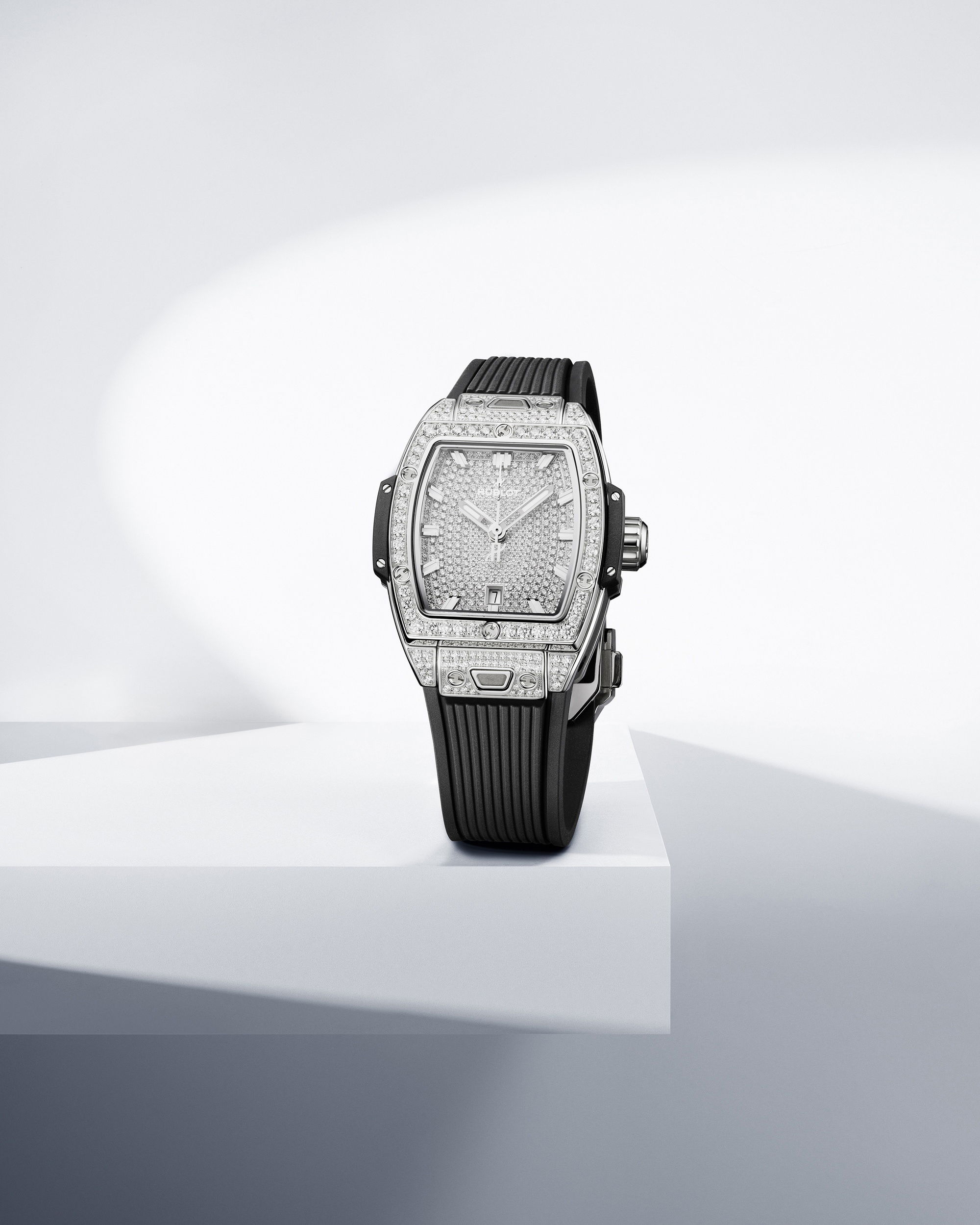 IMG_9085 Hublot Spirit of Big Bang Steel Full Pave 682.SX.9000.RX.1604 Replica 2