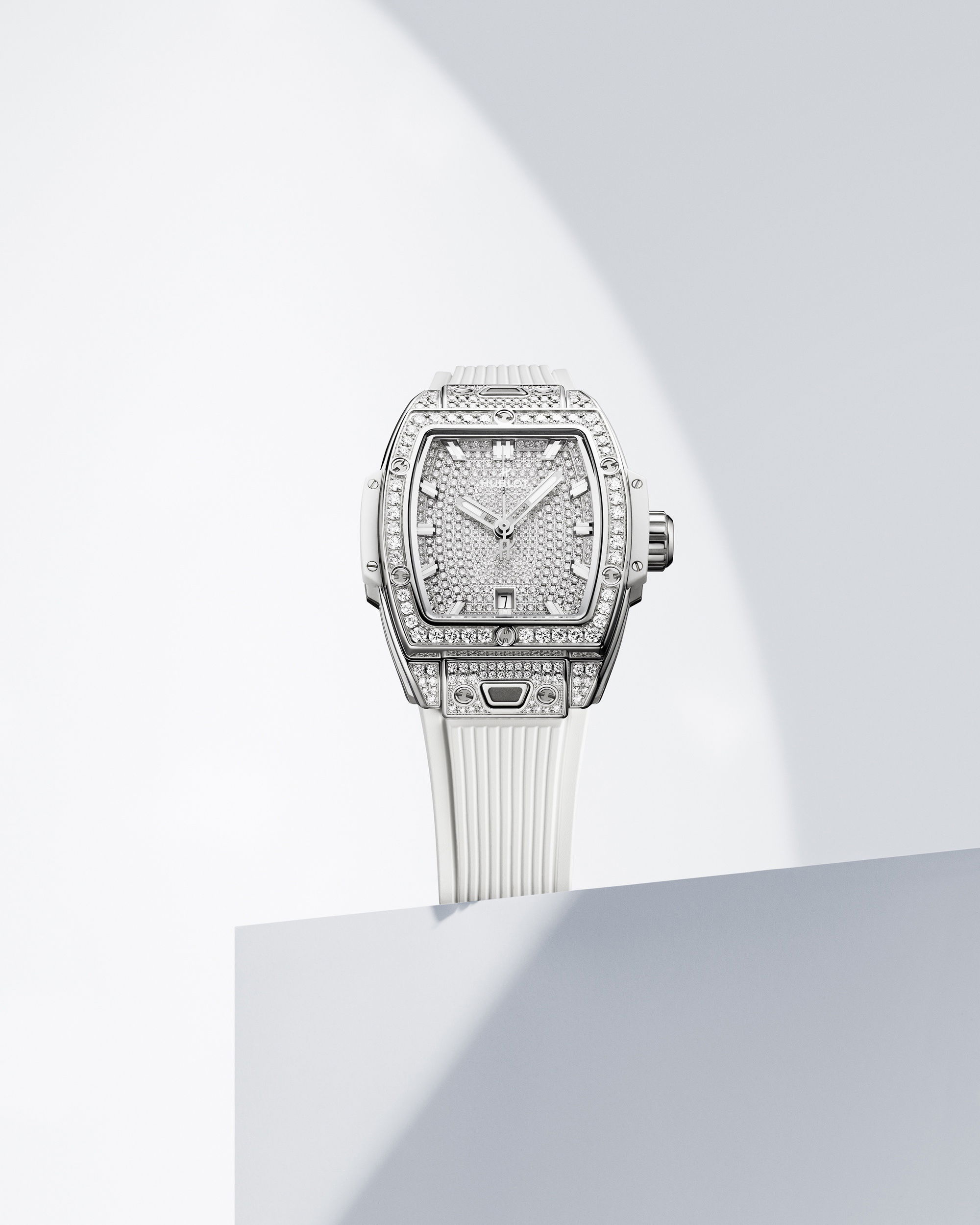 Hublot Spirit of Big Bang Steel White Full Pave 682.SE.9000.RX.1604 Replica 2