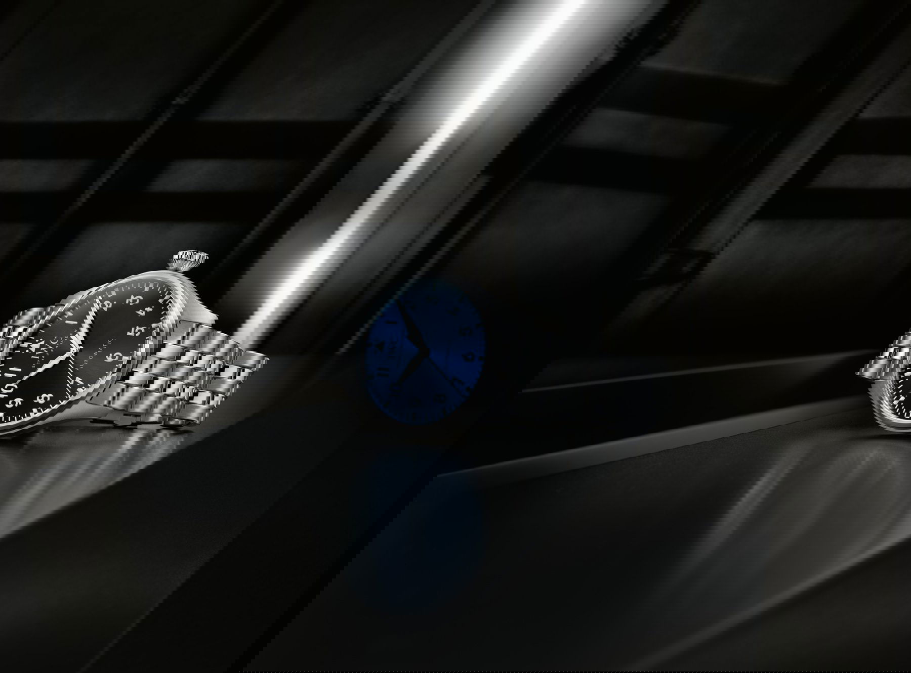 IWC Big Pilot’s Watch 43 IW329304 Replica 2