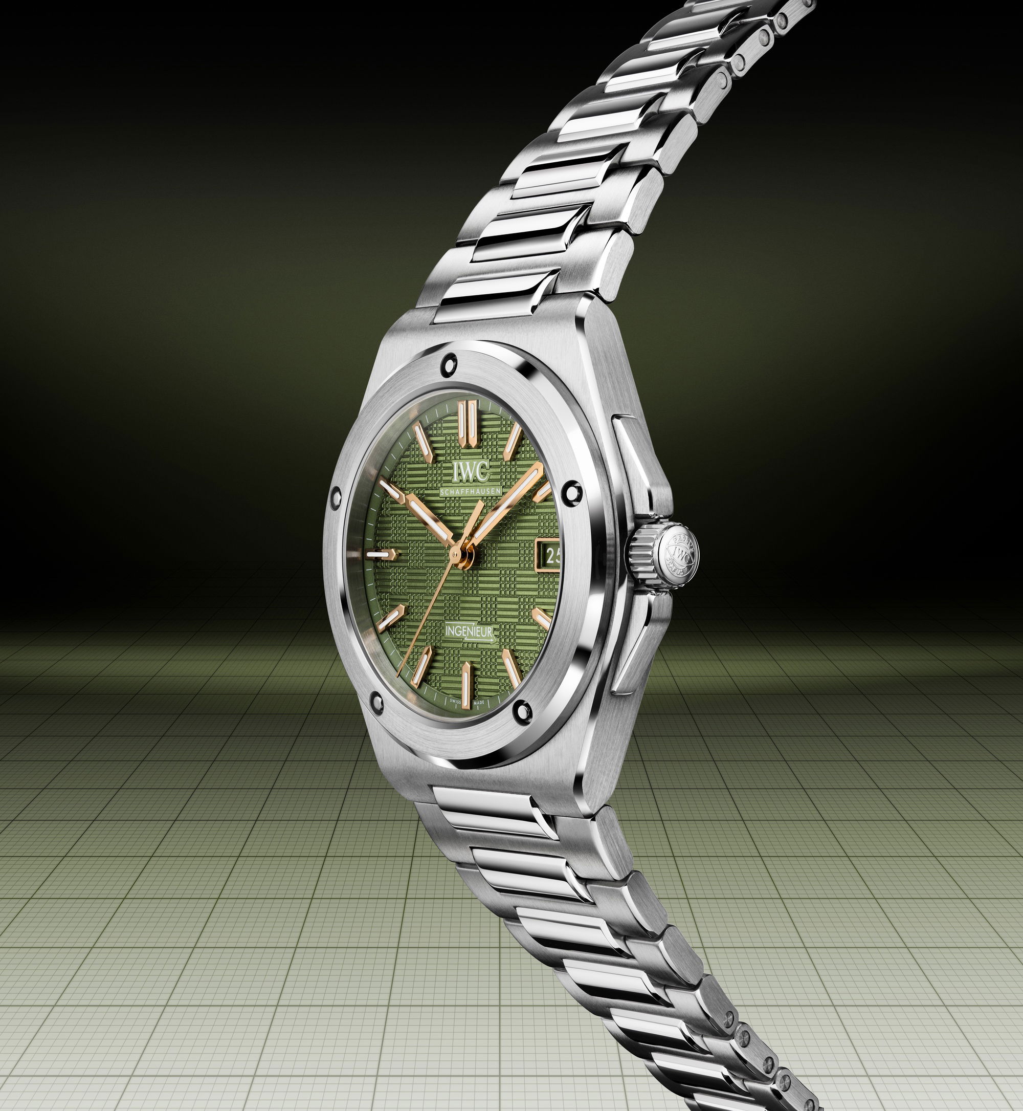 IMG_9085 IWC Ingenieur Automatic 40 Green IW328908 Replica 2