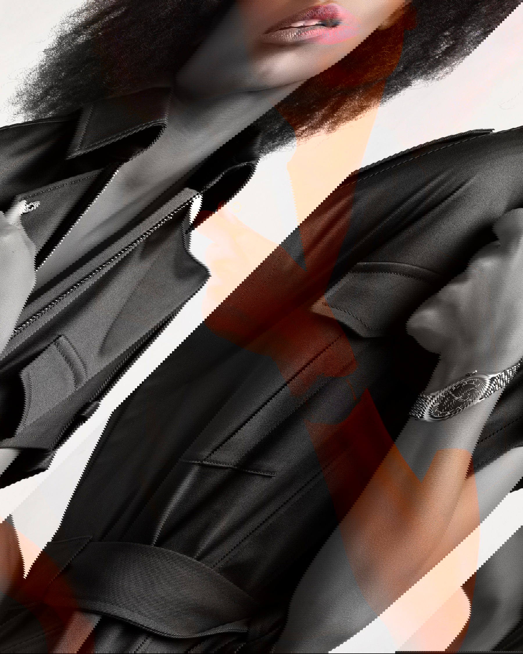 IMG_9085 Longines Heritage Classic Sector Dial L2.828.4.53.6 Replica 2