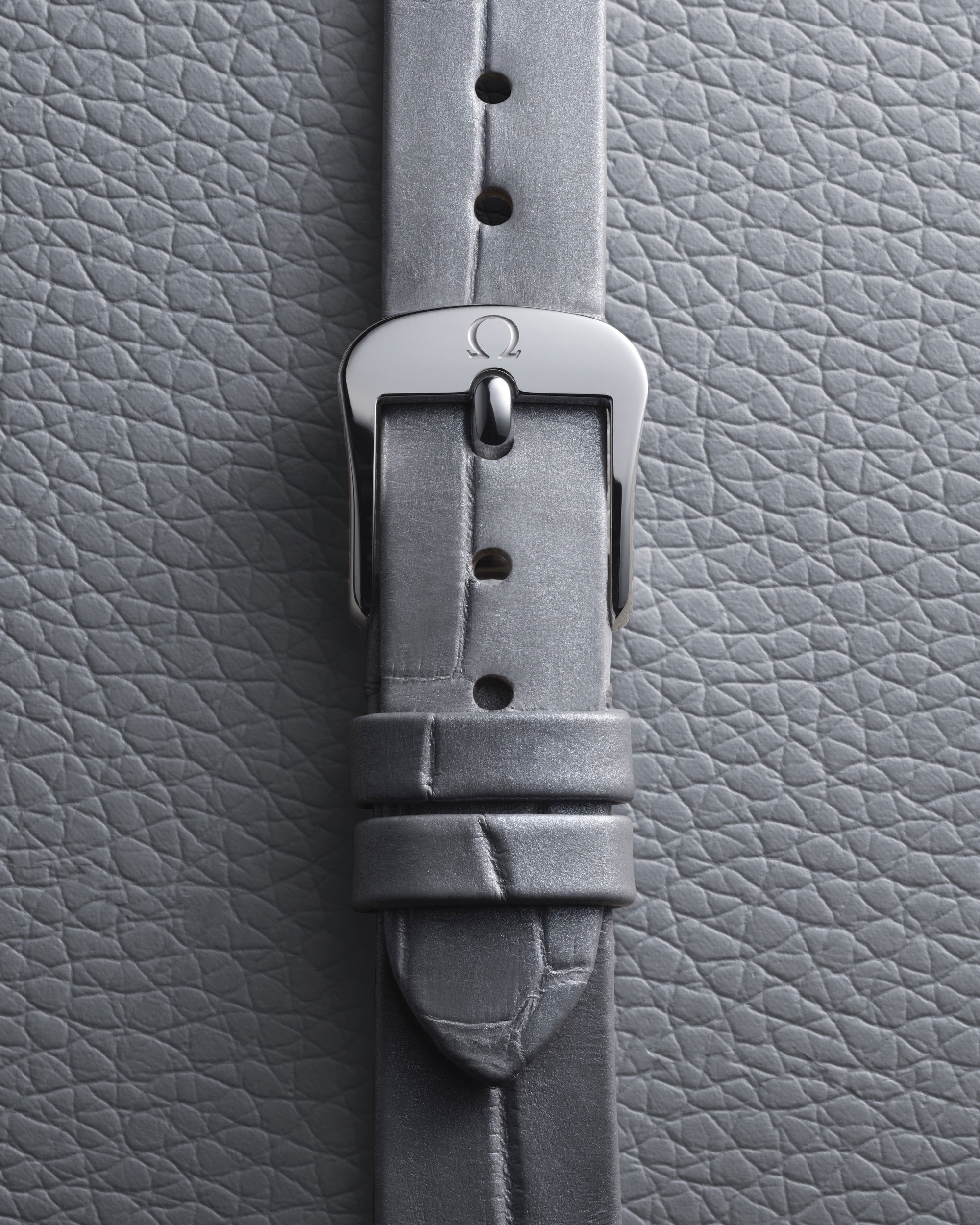 IMG_9085 Omega De Ville Mini Tresor 428.18.26.60.04.001 Replica 2