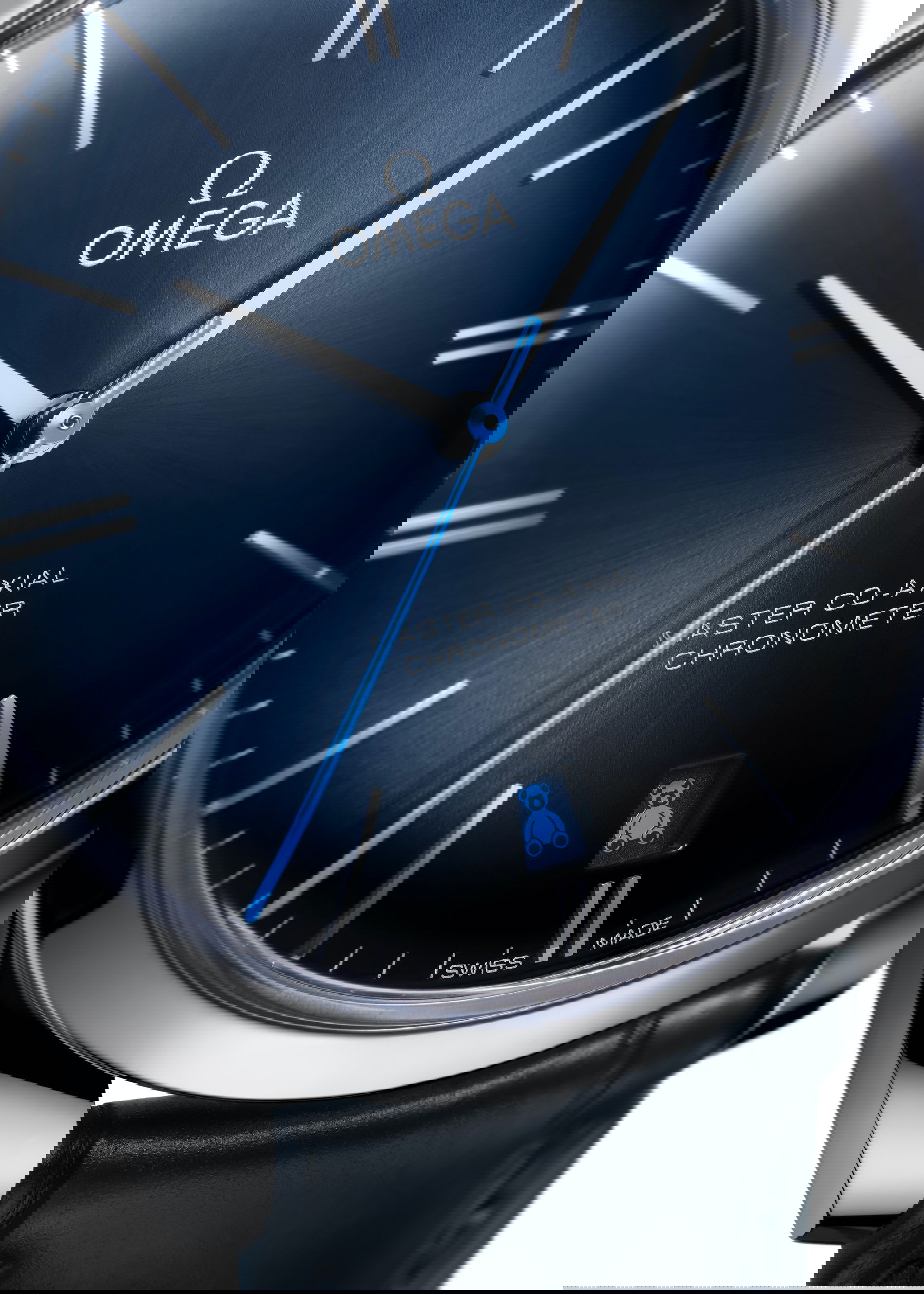 IMG_9085 Omega De Ville Tresor Master Co-Axial Chronometer 40 mm Orbis Edition 432.13.40.21.03.001 Replica 2