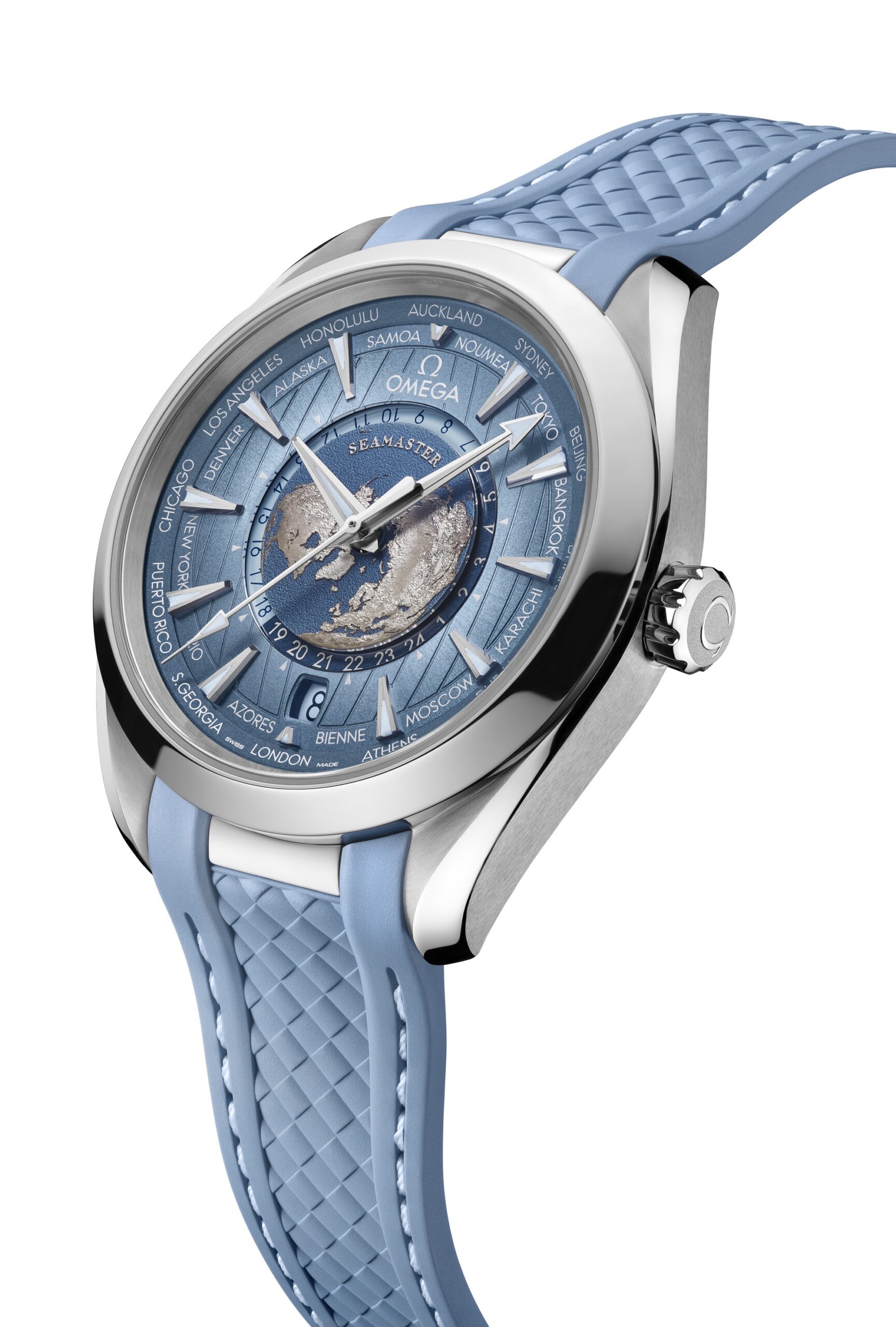 IMG_9085 Omega Seamaster Aqua Terra 150M Co-Axial Master Chronometer GMT Worldtimer Summer Blue 220.12.43.22.03.002 Replica 2