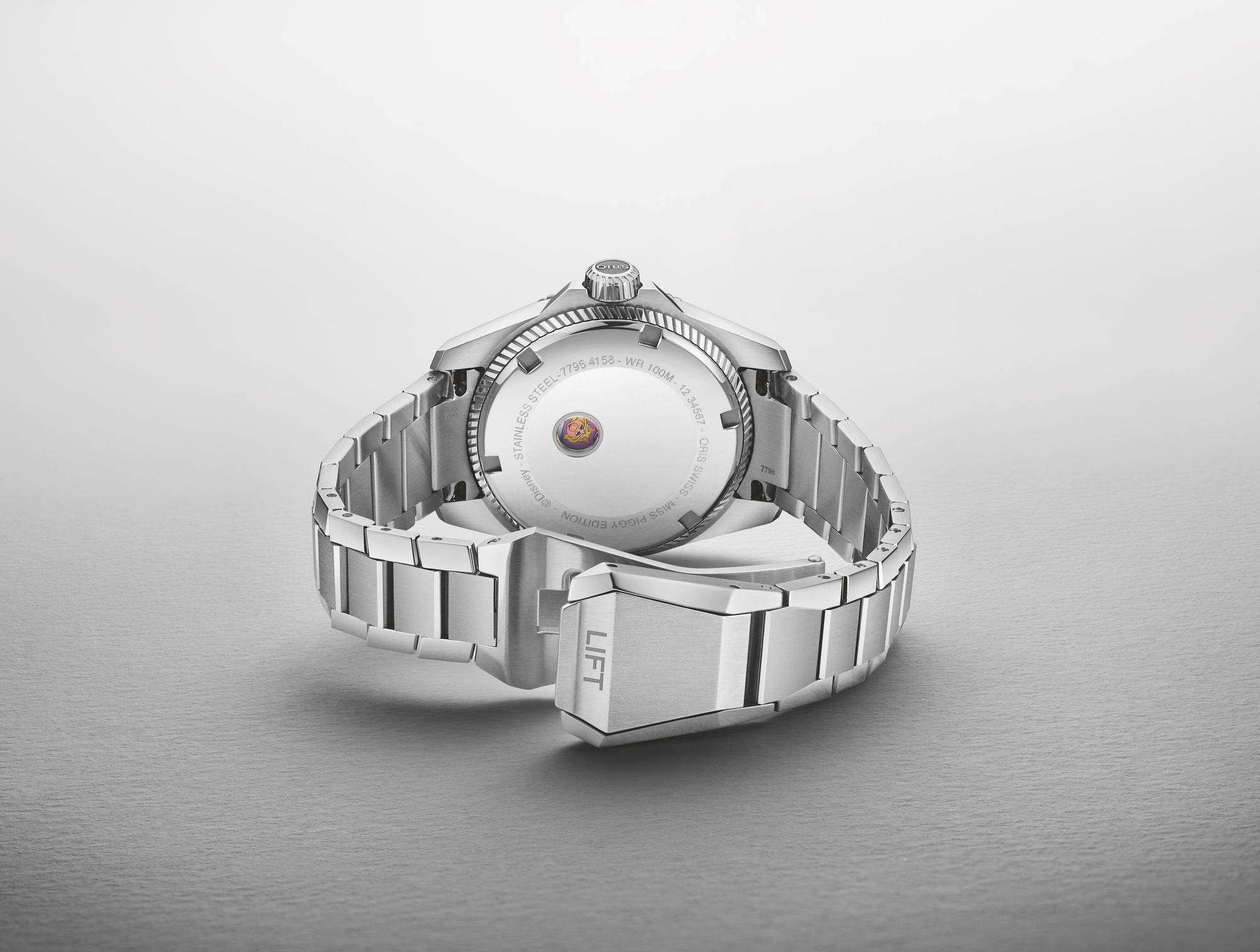 IMG_9085 Oris ProPilot X Miss Piggy Edition 531 7796 4158-07 8 17 05LC Replica 2