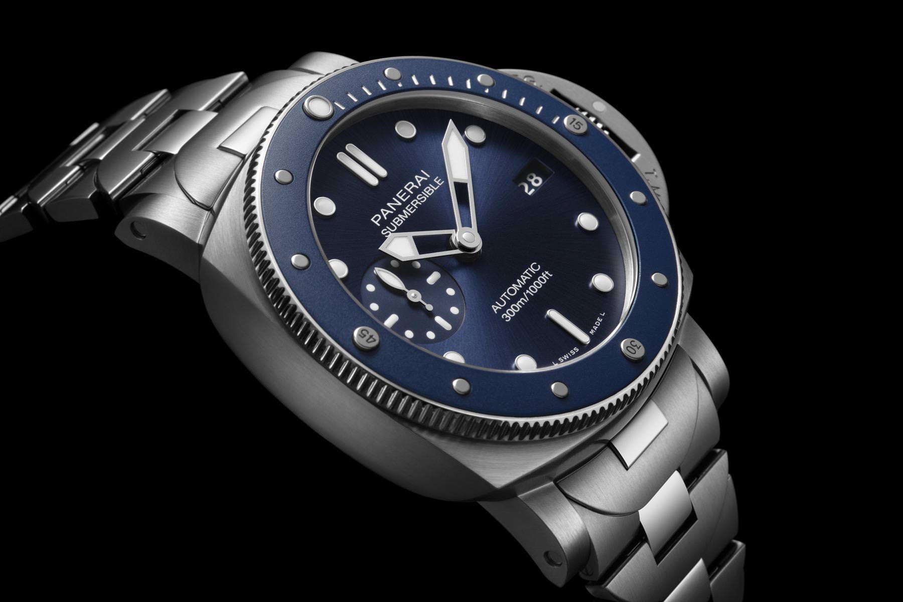 Panerai Submersible Blu Notte PAM01068 Replica 2