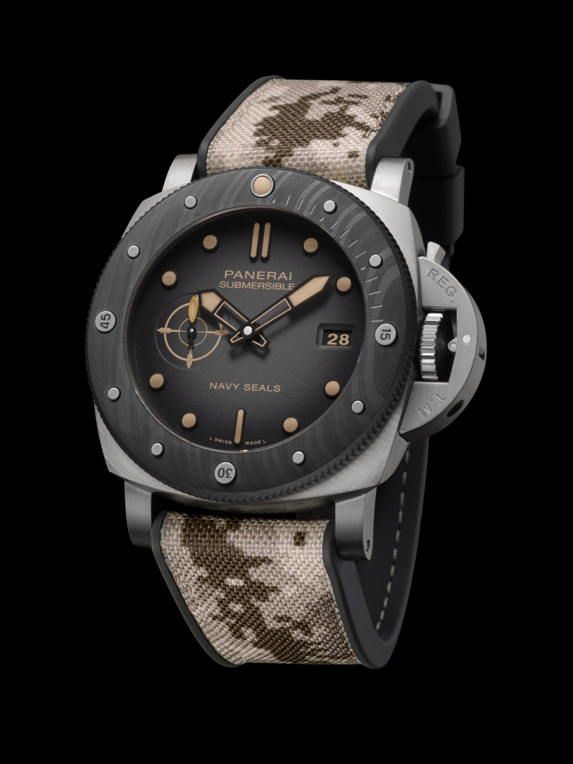 Panerai Submersible Navy SEALs Titanio PAM01669 Replica 2