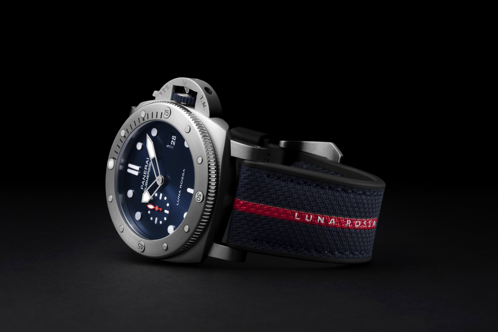 Panerai Submersible QuarantaQuattro Luna Rossa PAM01391 Replica 2