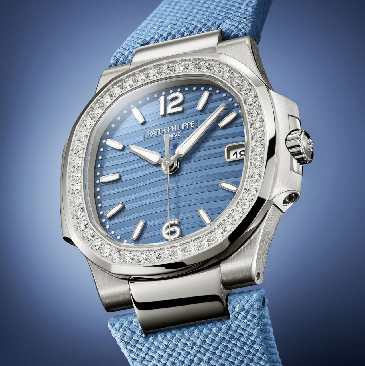 Patek Philippe Nautilus 7010G-013 Replica 2