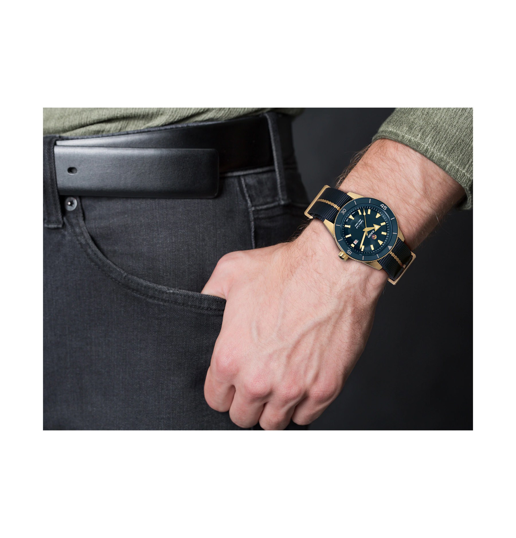 IMG_9085 Rado Captain Cook Automatic Bronze R32504207 Replica 2