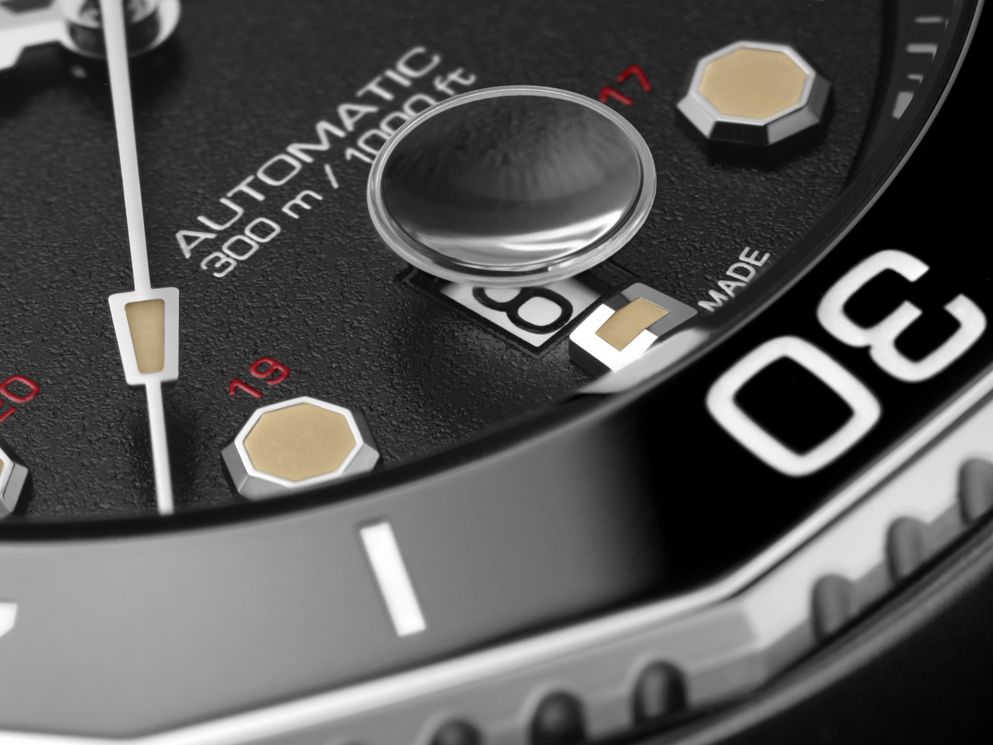 IMG_9085 TAG Heuer Aquaracer Professional 300 Tribute to Ref. 844 WBP208C.FT6201 Replica 2