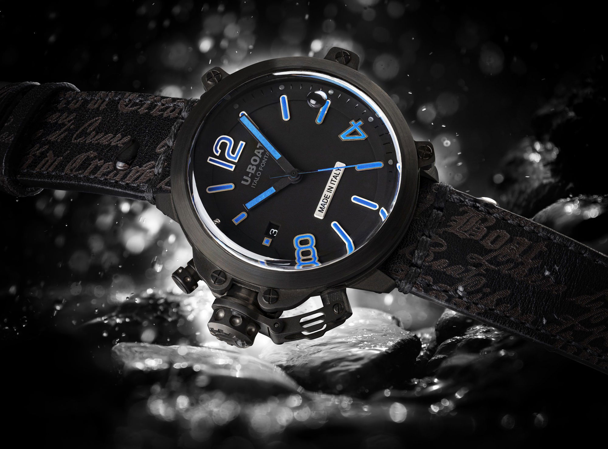 IMG_9085 U-Boat Capsule 45 PVD BK BL 8808 Replica 2