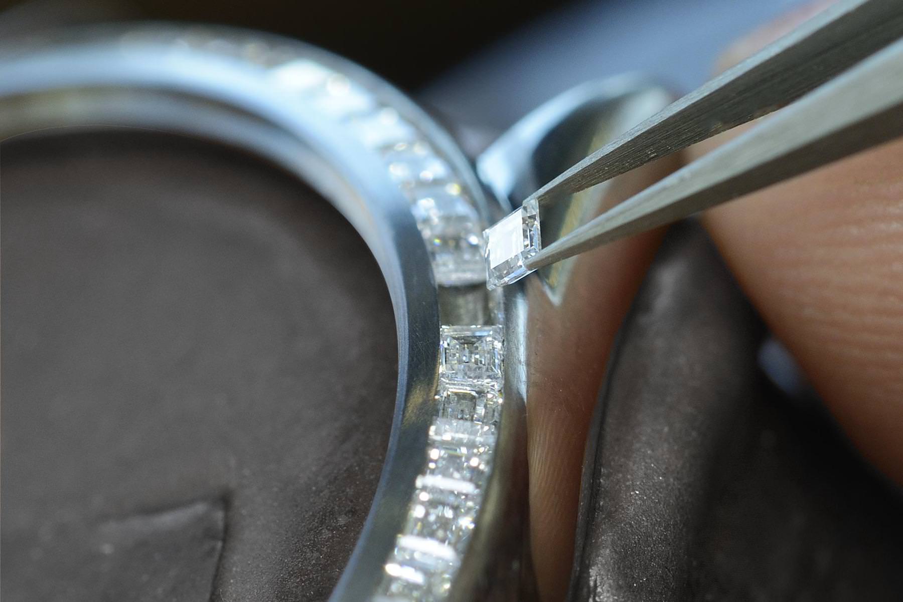 Vacheron Constantin Les Cabinotiers Regulator Perpetual Calendar C Moonlight Jewellery Sapphire 4007C/000G-B709 Replica 2