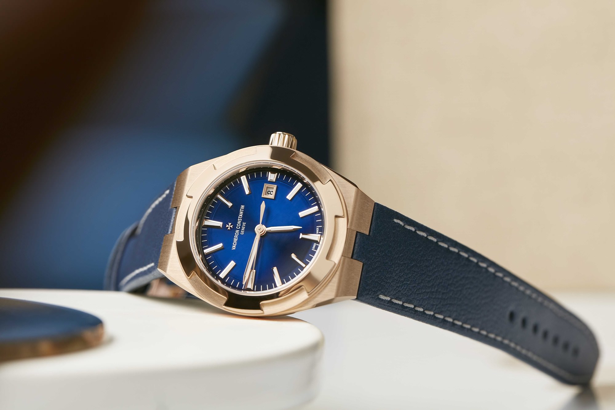 Vacheron Constantin Overseas Self-Winding 4600V/200R-B979 Replica 2