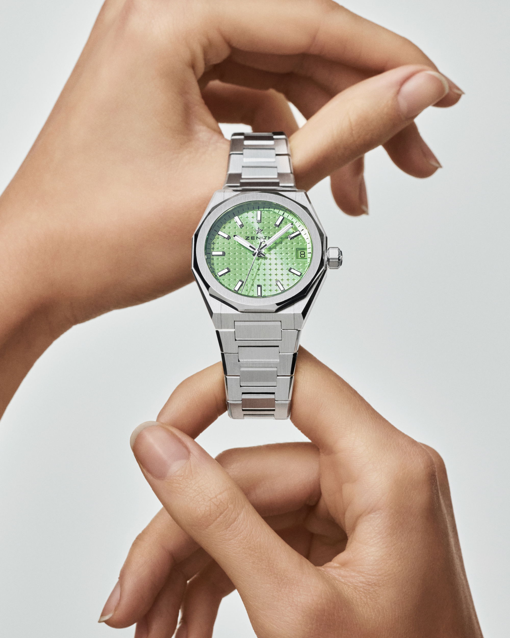 IMG_9085 Zenith Defy Skyline 36 03.9400.670/61.I001 Replica 2