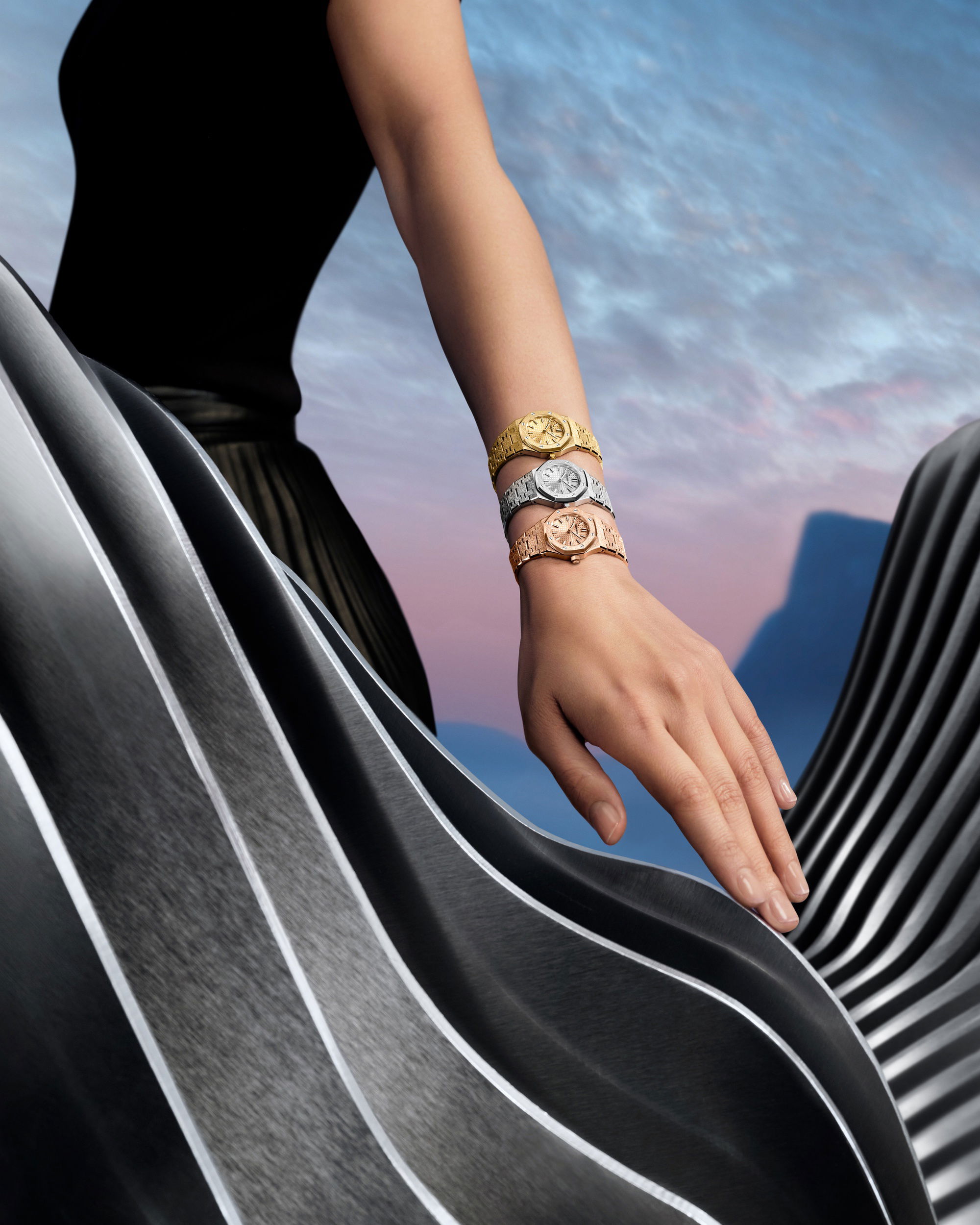 Audemars Piguet Royal Oak Mini Frosted Gold Quartz 23 67630BA.GG.1312BA.01 Replica 8