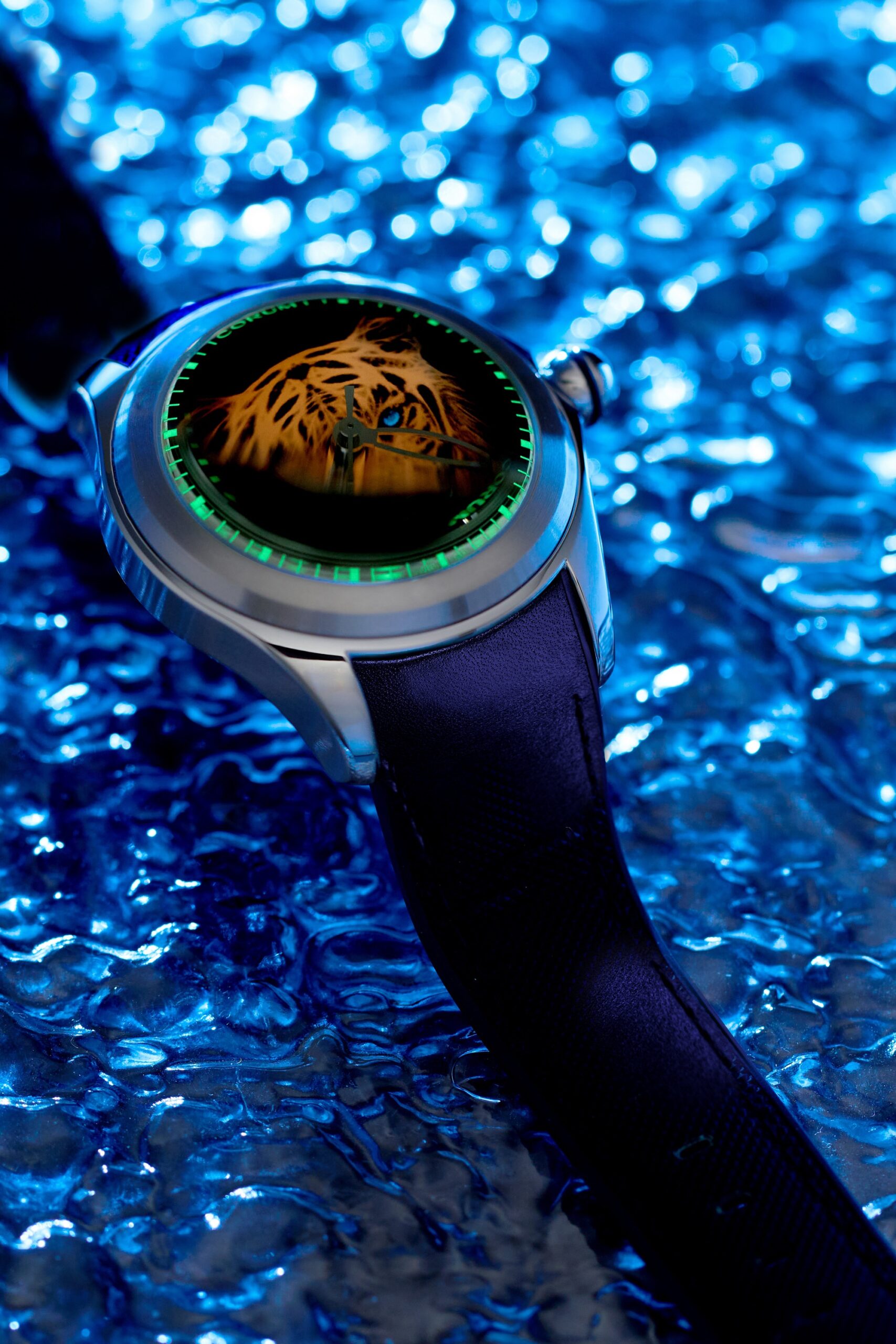Corum Bubble 47 Automatic Luminescent Tiger L082/04378 Replica 8