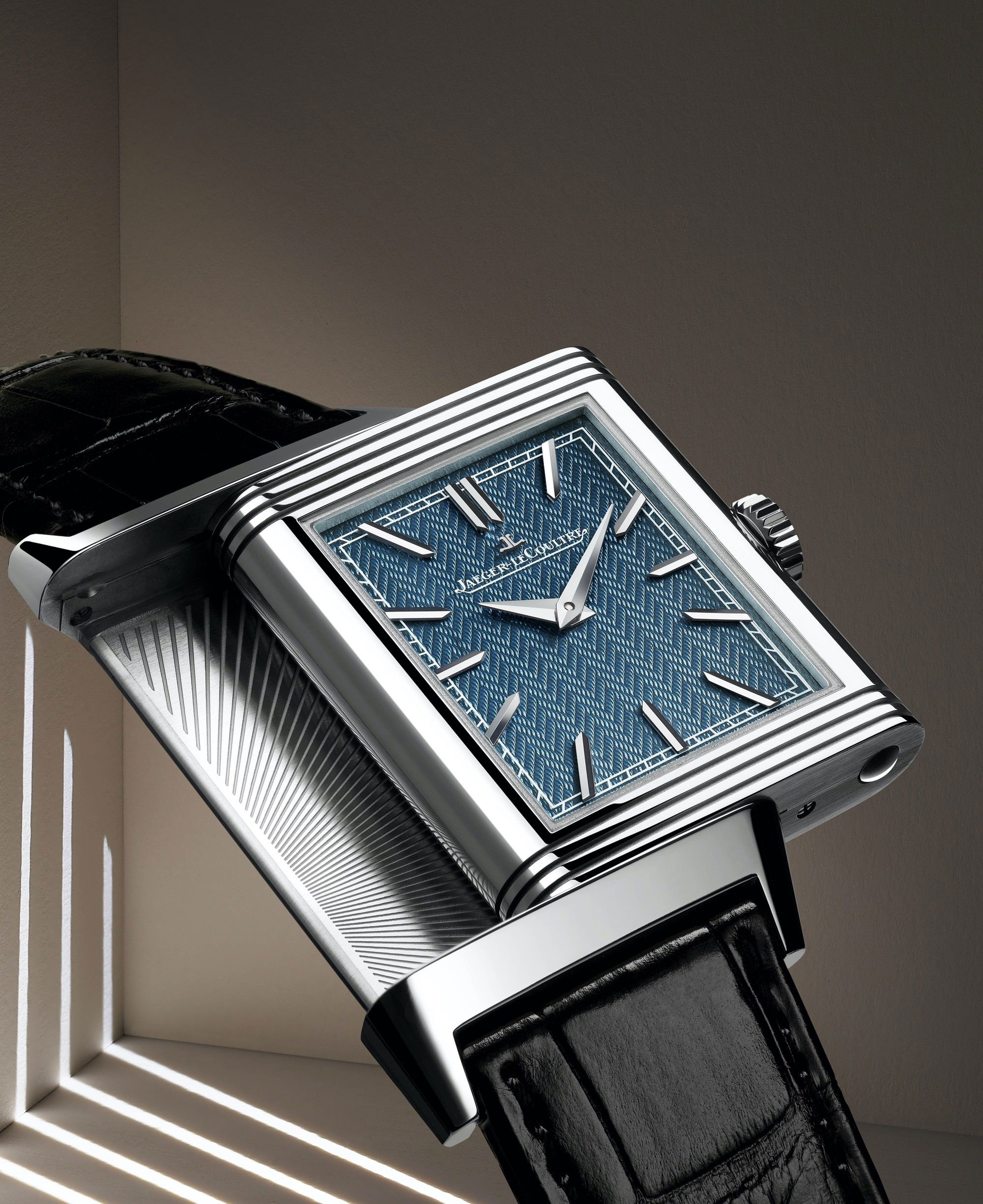 IMG_9081 Jaeger-LeCoultre Reverso Tribute Enamel Hidden Treasure – Courbet Q39334C2 Replica 8