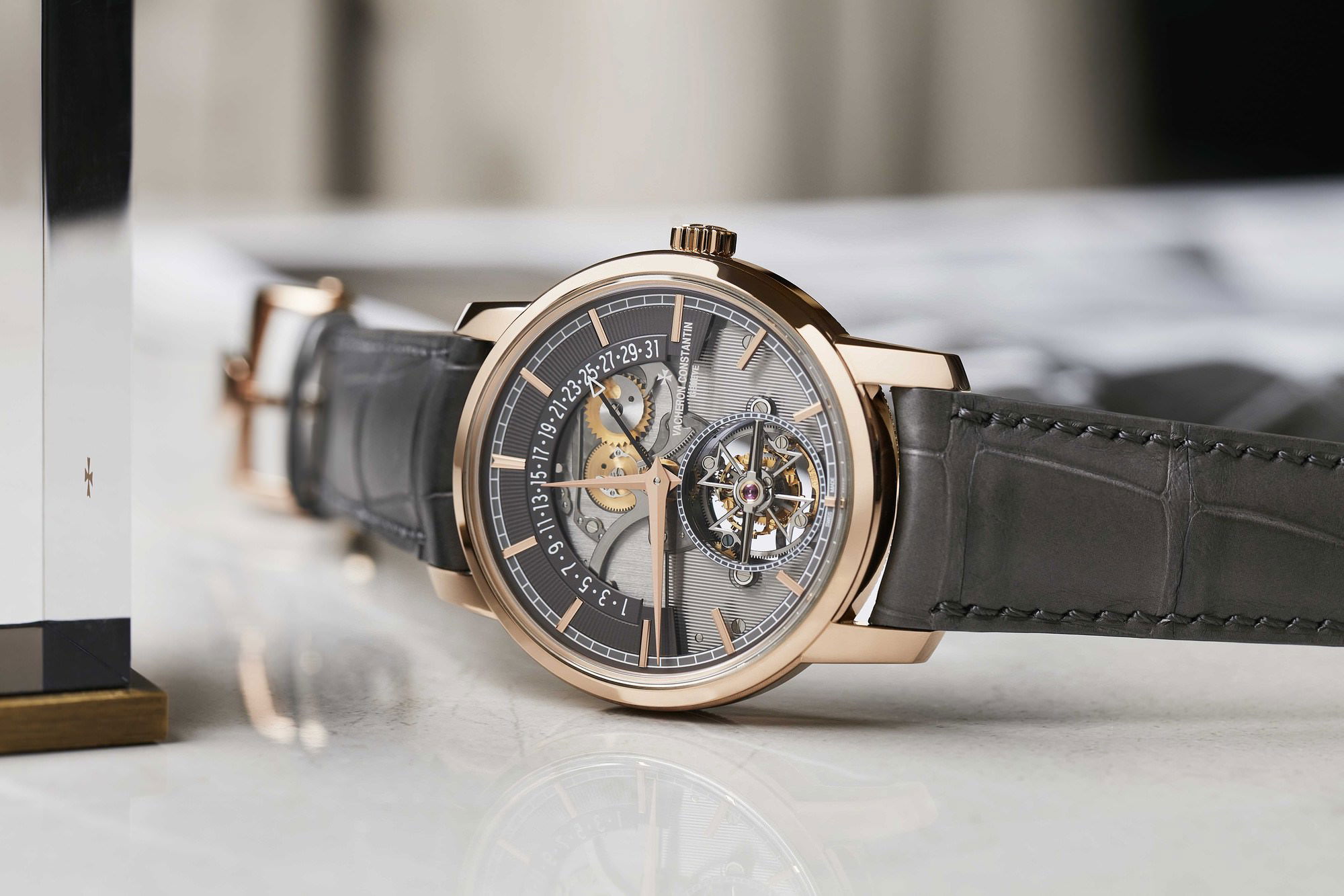 Vacheron Constantin Traditionnelle Tourbillon Retrograde Date Openface 6010T/000R-B638 Replica 8