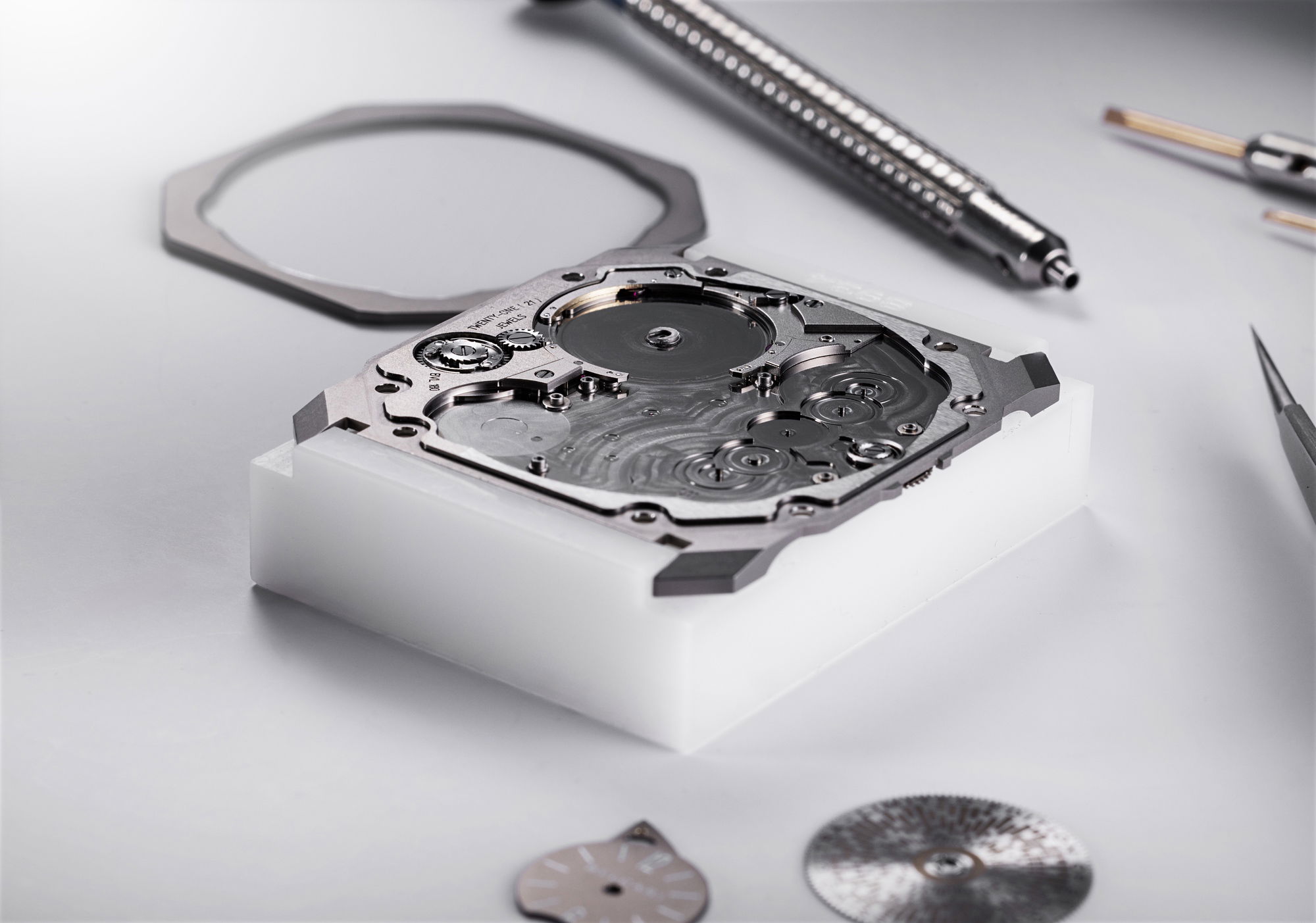 Bvlgari Octo Finissimo Ultra COSC 104081 Replica 8