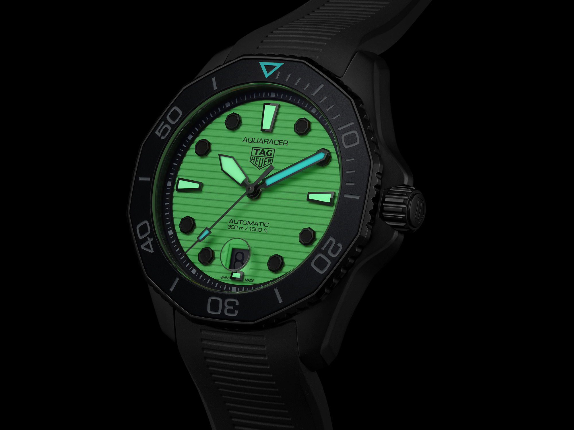 TAG Heuer Aquaracer Professional 300 Night Diver WBP201D.FT6197 Replica 8