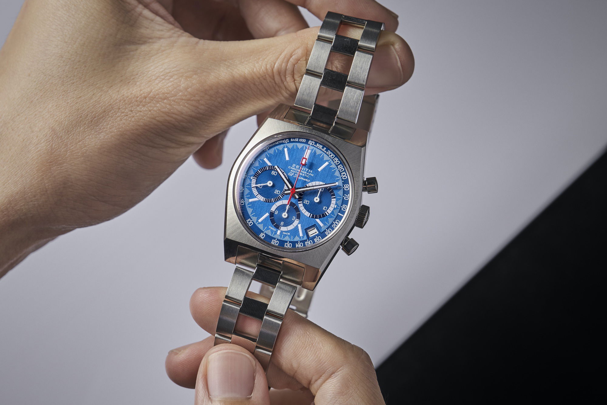 IMG_9081 Zenith Chronomaster Revival A3818 The Airweight Cover Girl 95.A3818.400/51.M3818 Replica 8