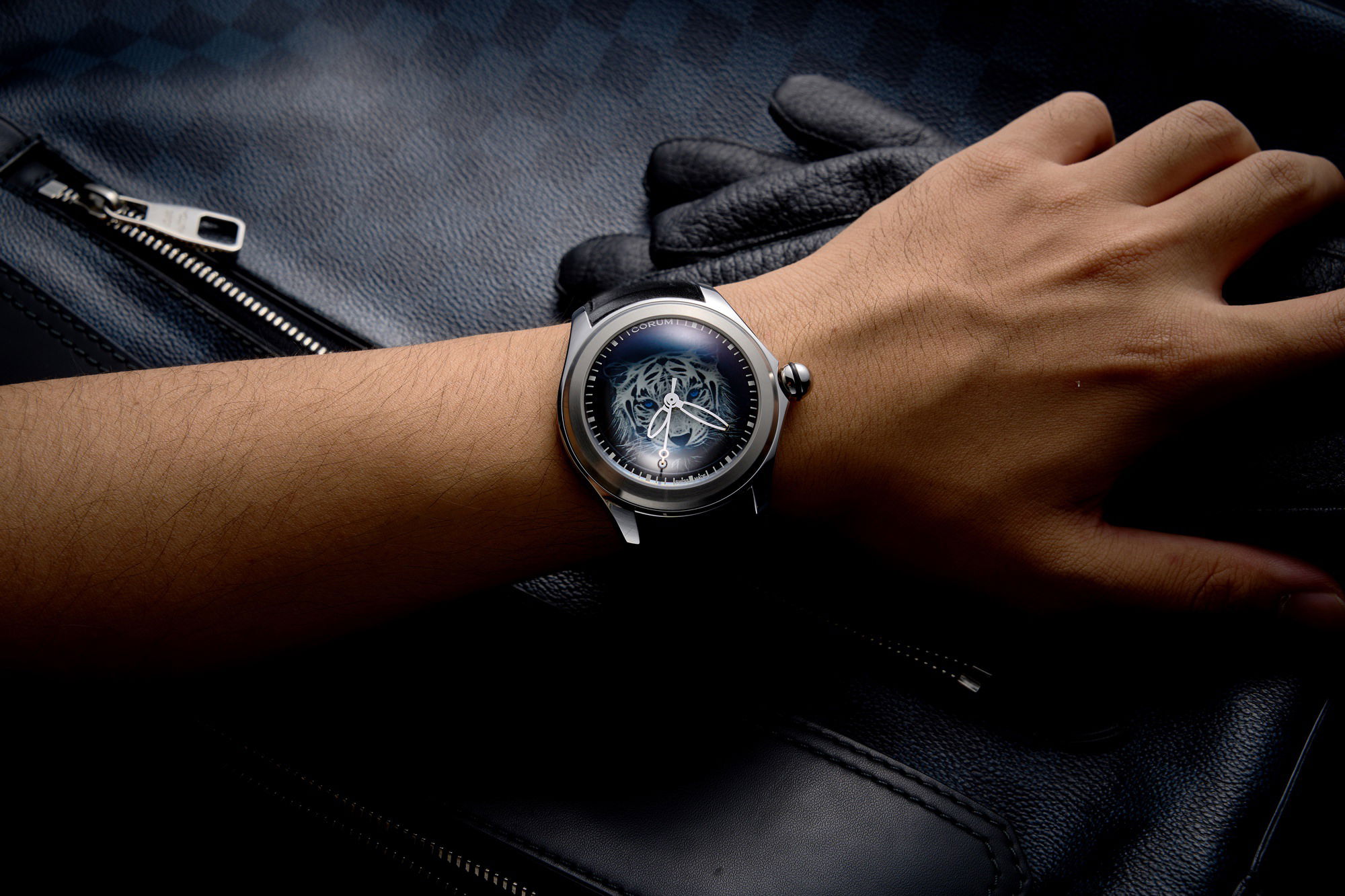 Corum Bubble 47 Automatic Luminescent Tiger L082/04378 Replica 8