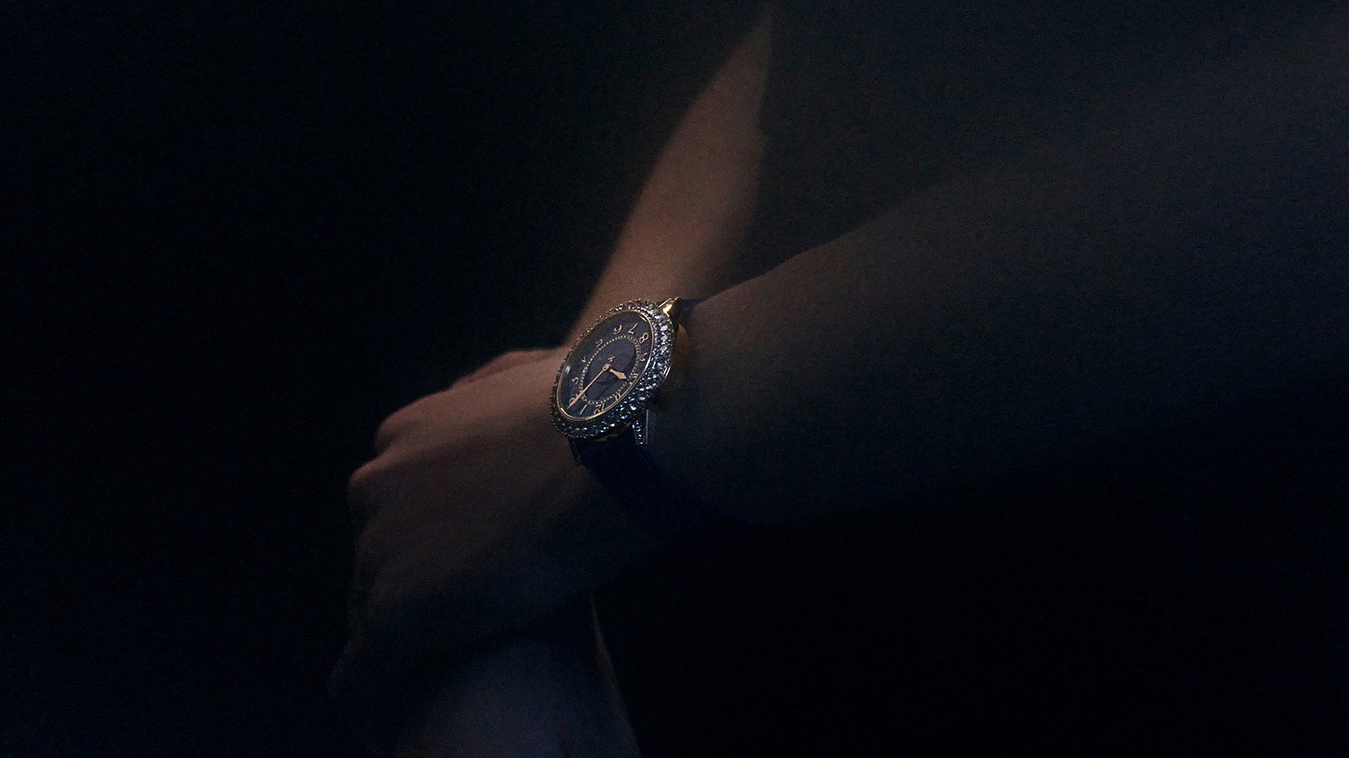 IMG_9081 Jaeger-LeCoultre Rendez-Vous Dazzling Shooting Star Q364247J Replica 8