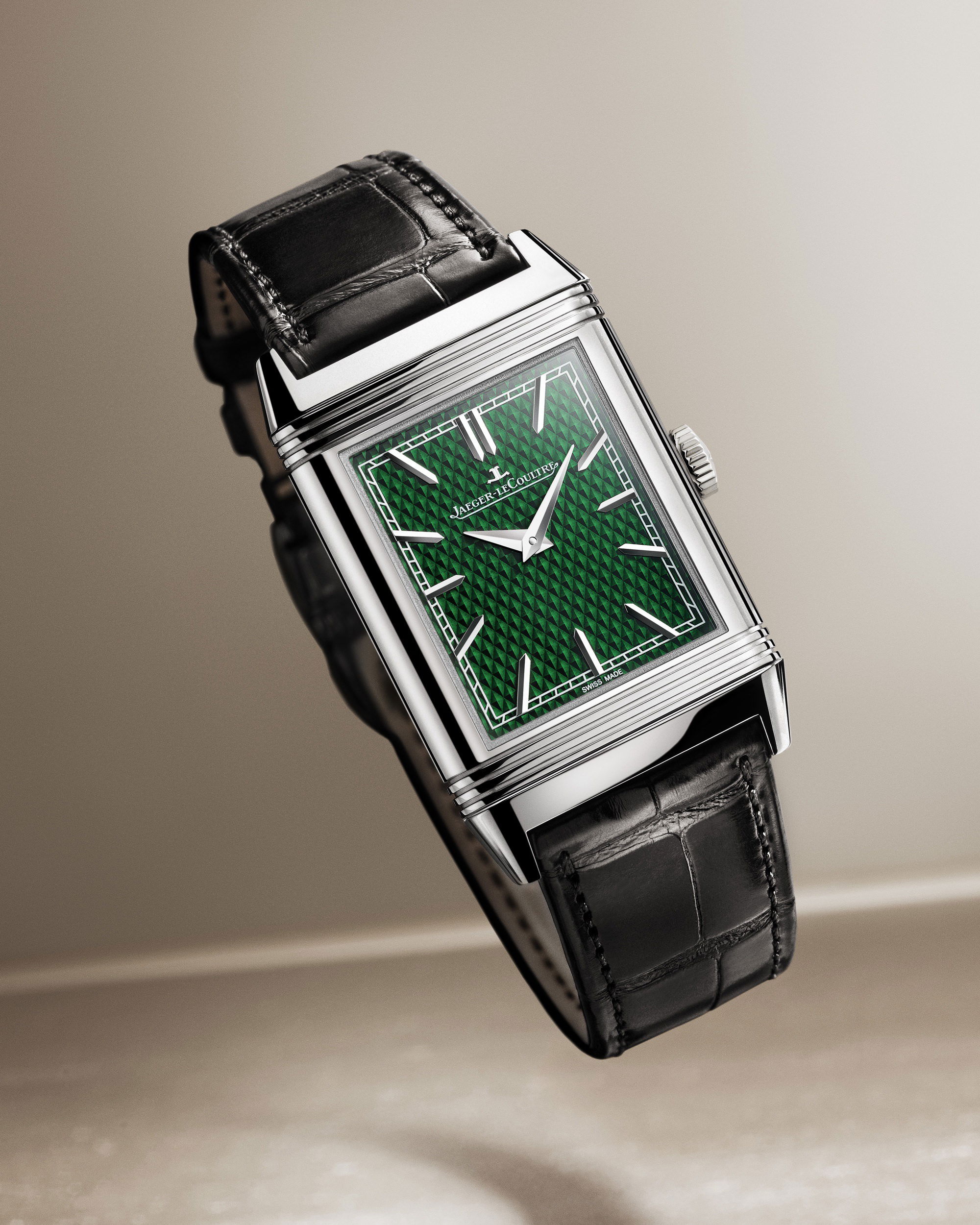 IMG_9081 Jaeger-LeCoultre Reverso Tribute Enamel Hokusai ‘Amida Falls’ Q39334T3 Replica 8