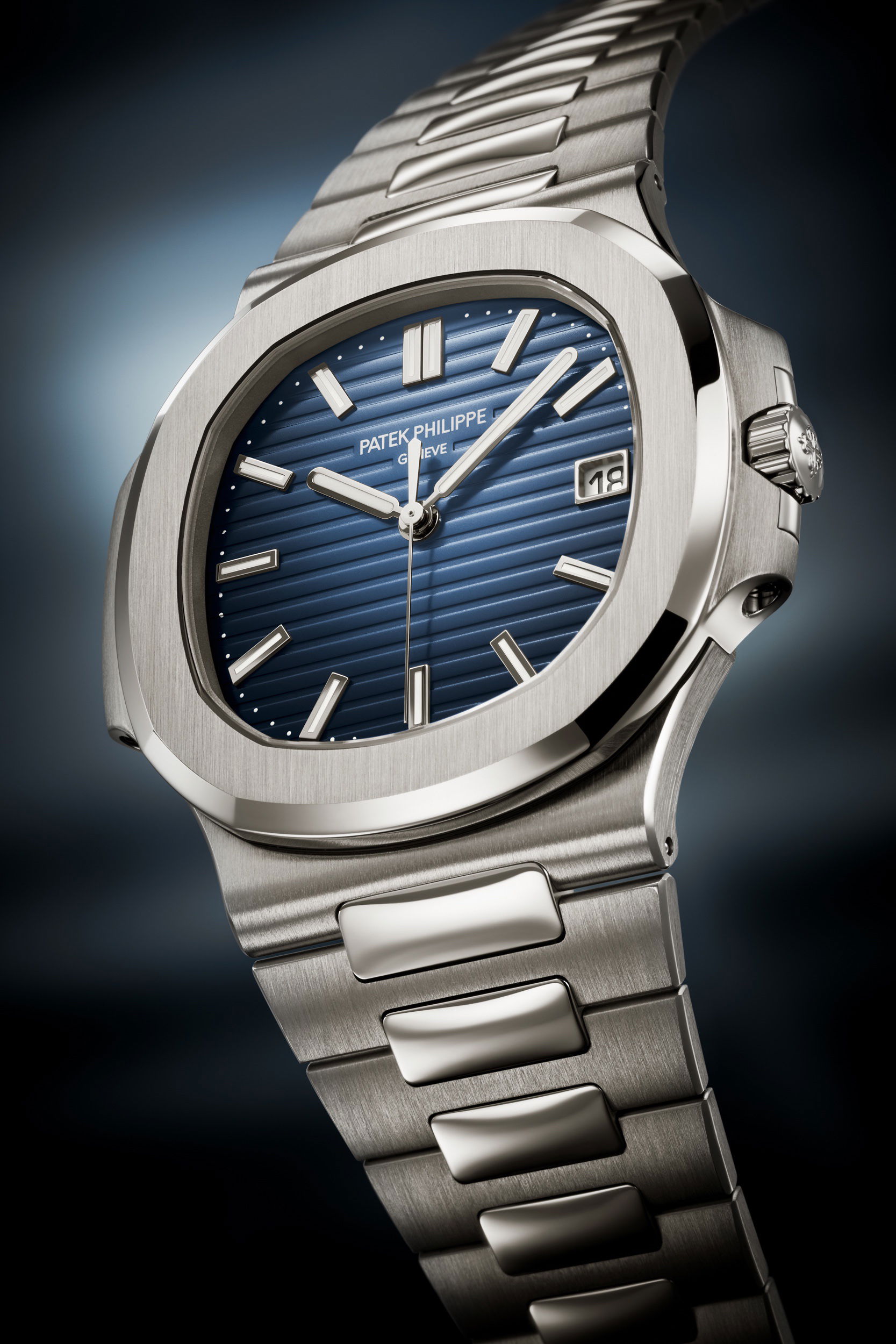 Patek Philippe Nautilus 5811/1G-001 Replica 8