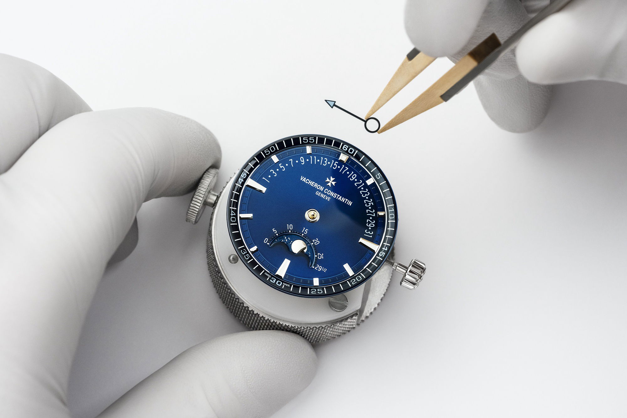 Vacheron Constantin Overseas Moon Phase Retrograde Date 4000V/210A-B911 Replica 8