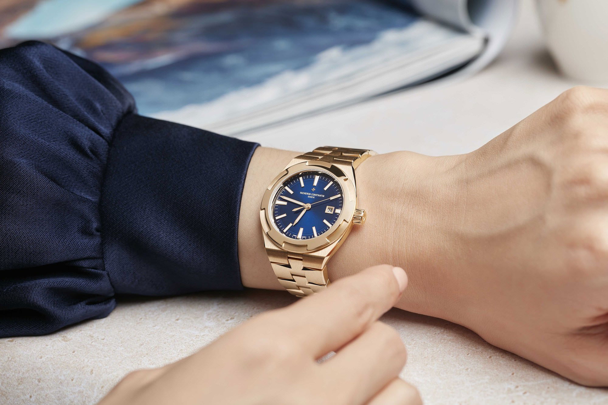 Vacheron Constantin Overseas Self-Winding 4600V/200R-B979 Replica 8