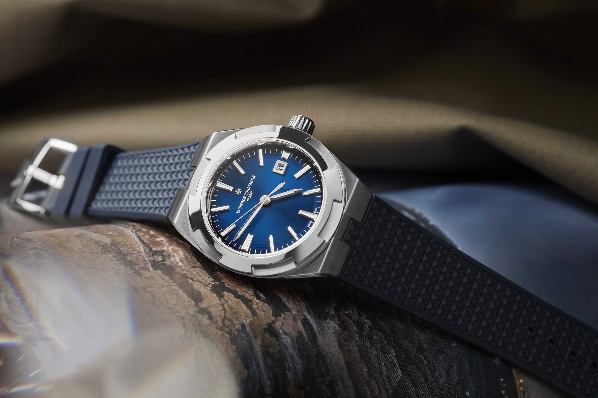 Vacheron Constantin Overseas Self-Winding 4600V/200A-B980 Replica 8