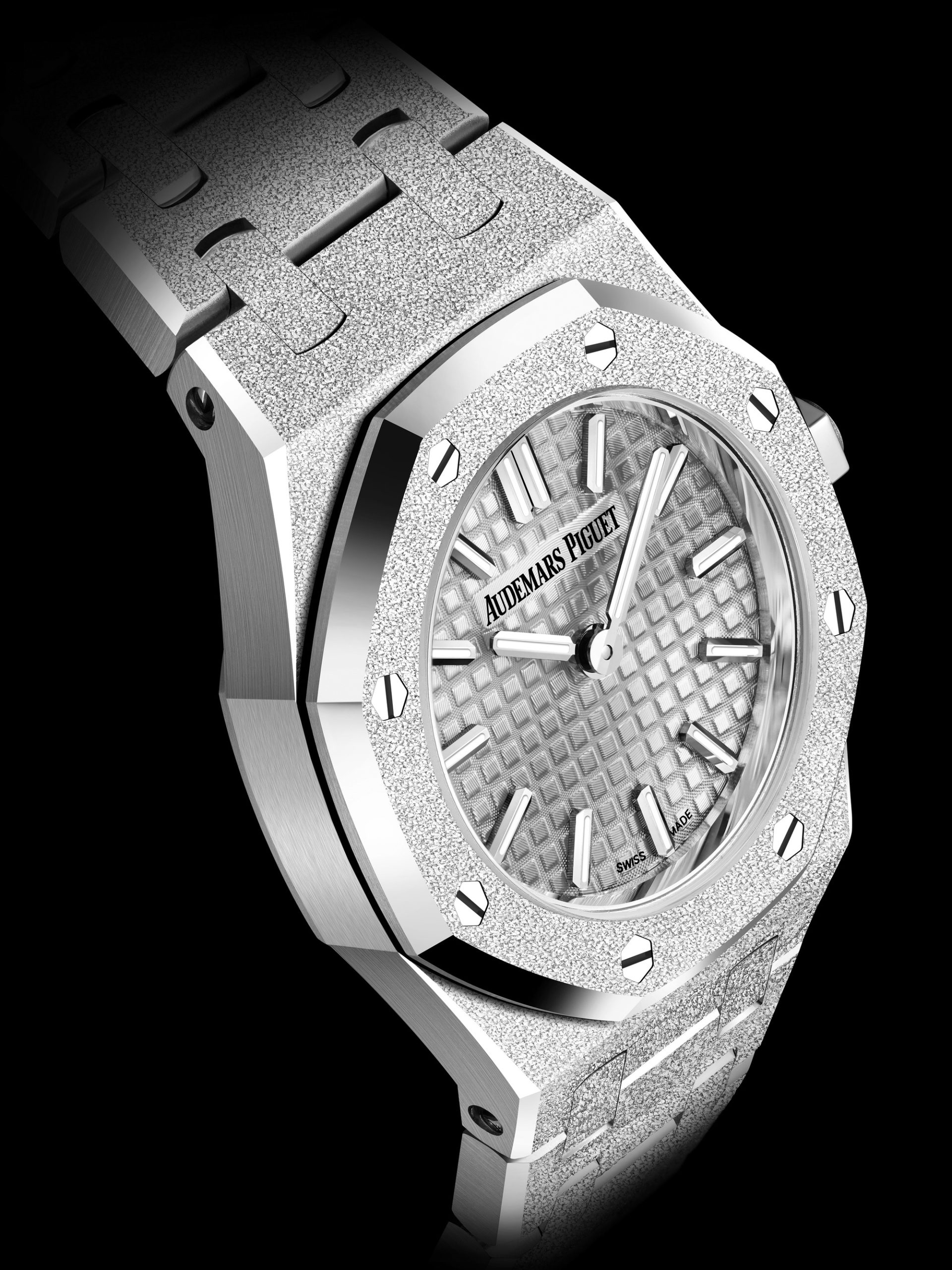 Audemars Piguet Royal Oak Mini Frosted Gold Quartz 23 67630BC.GG.1312BC.01 3