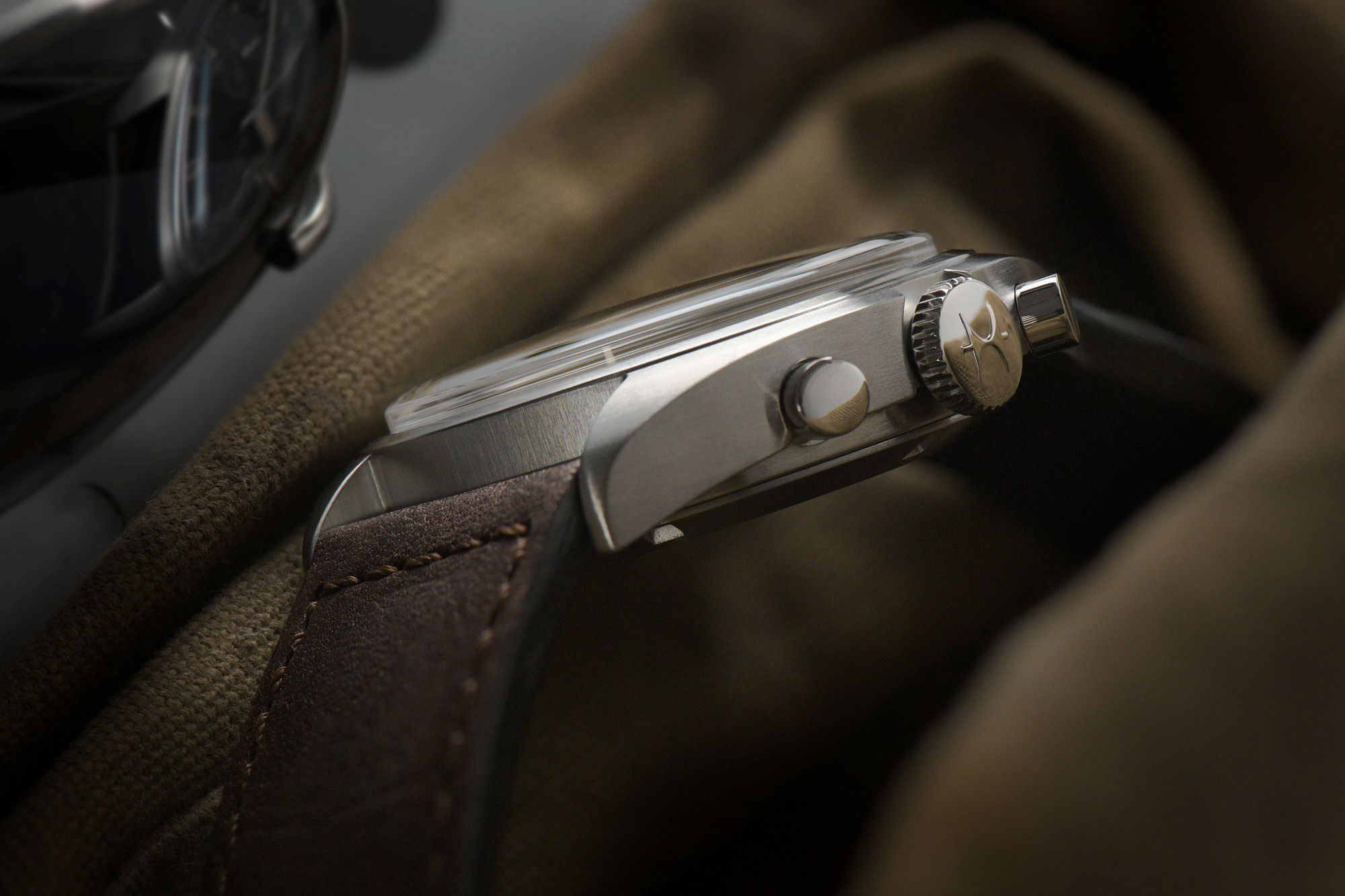 Hamilton Khaki Pilot Pioneer Mechanical Chronograph H76409530 3