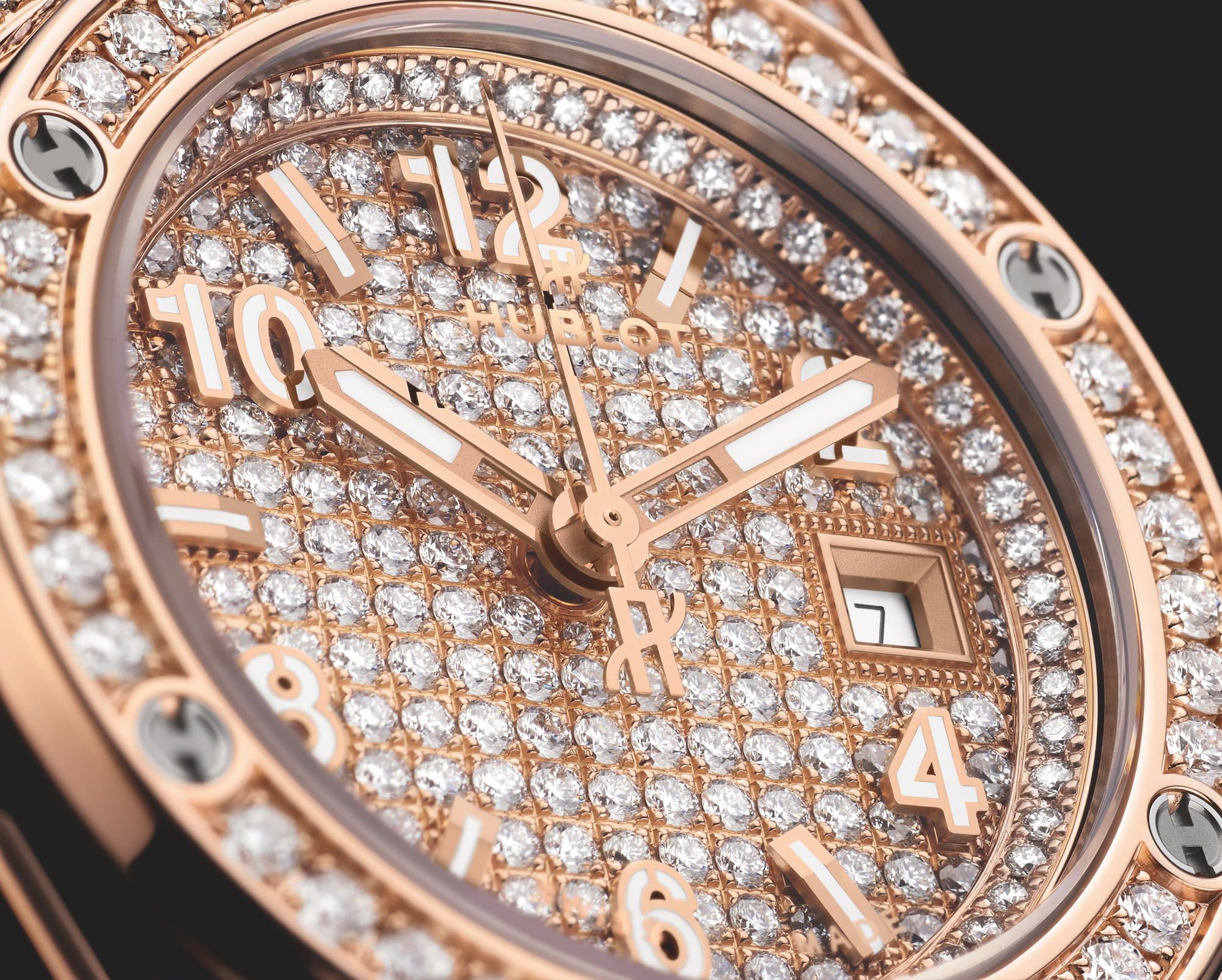 Hublot Big Bang One Click King Gold Full Pave 485.OX.9000.RX.1604 3