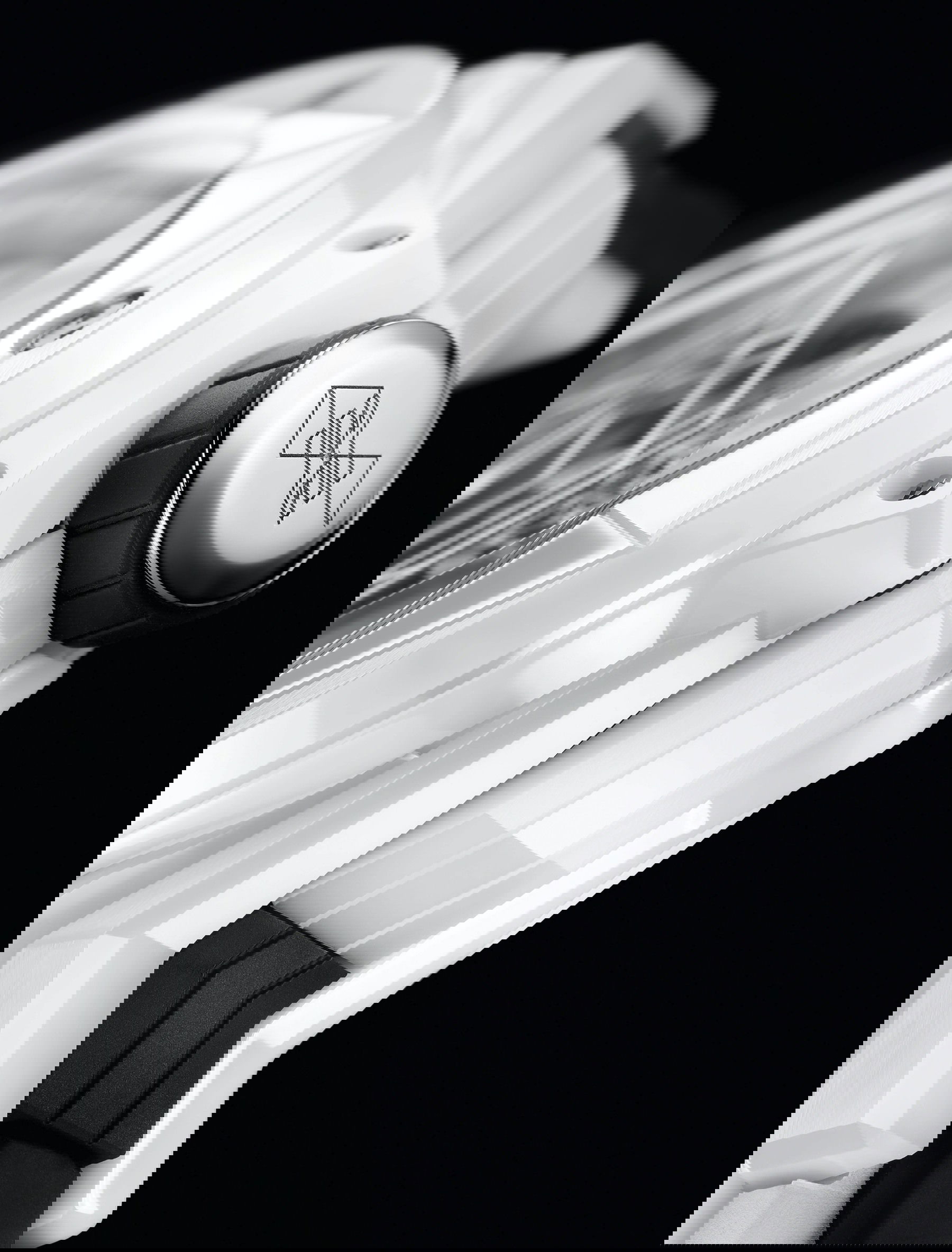 Hublot Big Bang Sang Bleu II 418.HX.2001.RX.MXM21 3