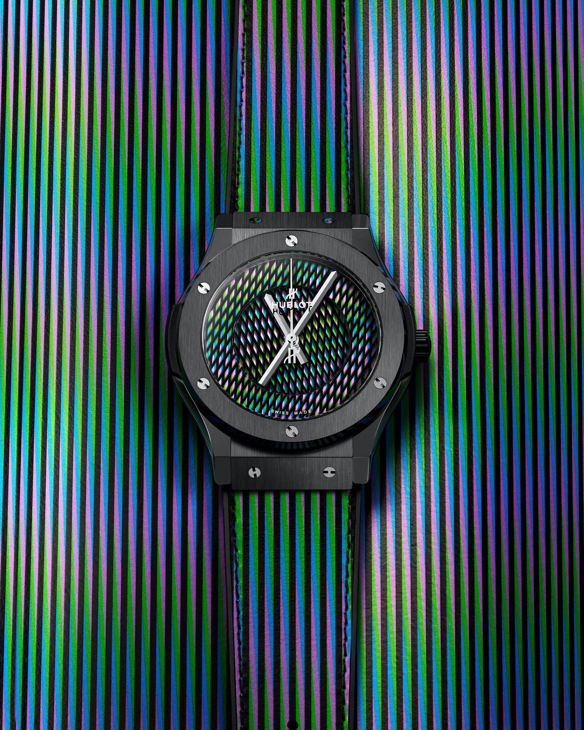 Hublot Classic Fusion Cruz Diez Ceramic 511.CX.8900.VR.CZD19 3