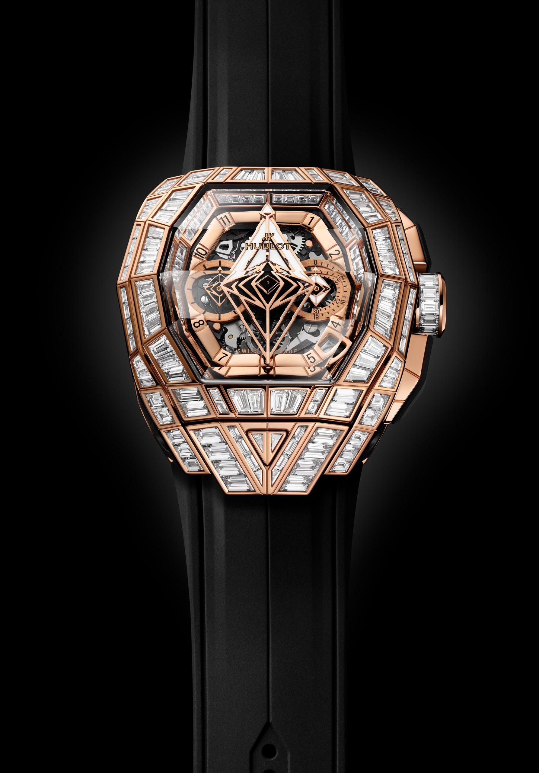 IMG_9086 Hublot Spirit of Big Bang Sang Bleu High Jewellery King Gold 648.OX.9010.RX.9904.MXM24 3